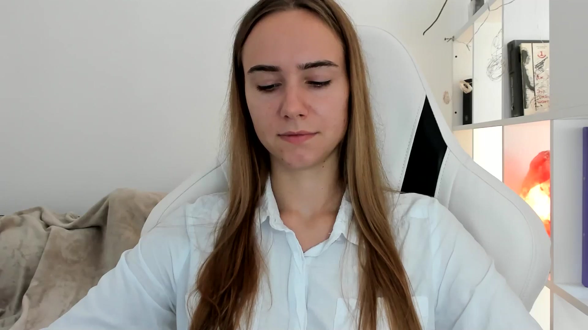 Gallery image thumbnail from OhAlisa's myfreecams stream on, 07/21/2025, 11:19 image 9 of 20