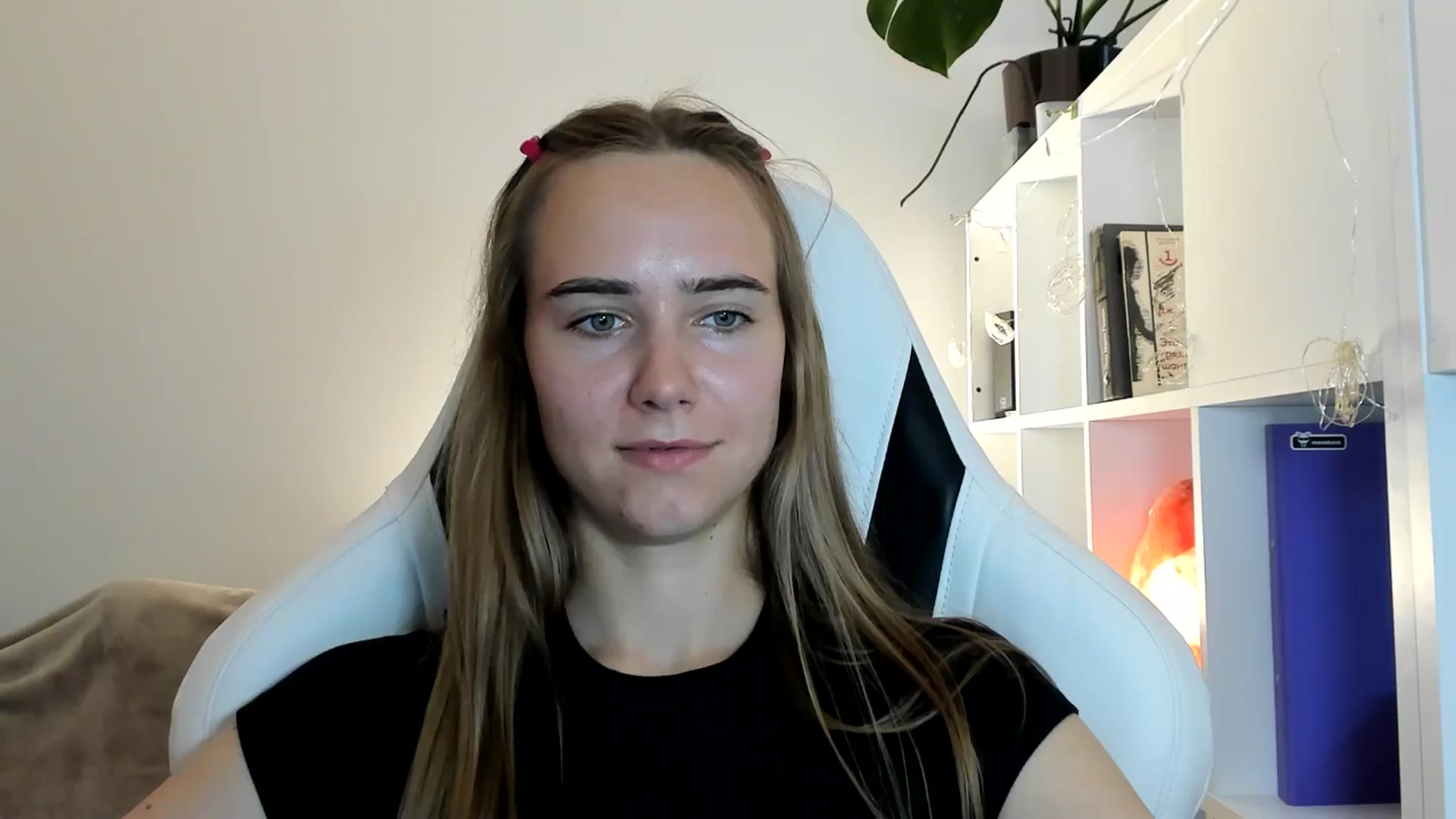 Gallery image thumbnail from OhAlisa's myfreecams stream on, 07/21/2025, 17:49 image 10 of 20