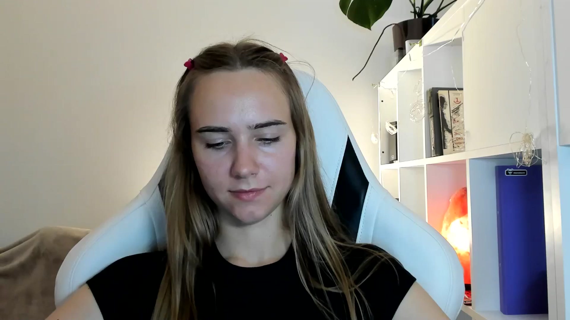 Gallery image thumbnail from OhAlisa's myfreecams stream on, 07/21/2025, 17:49 image 12 of 20
