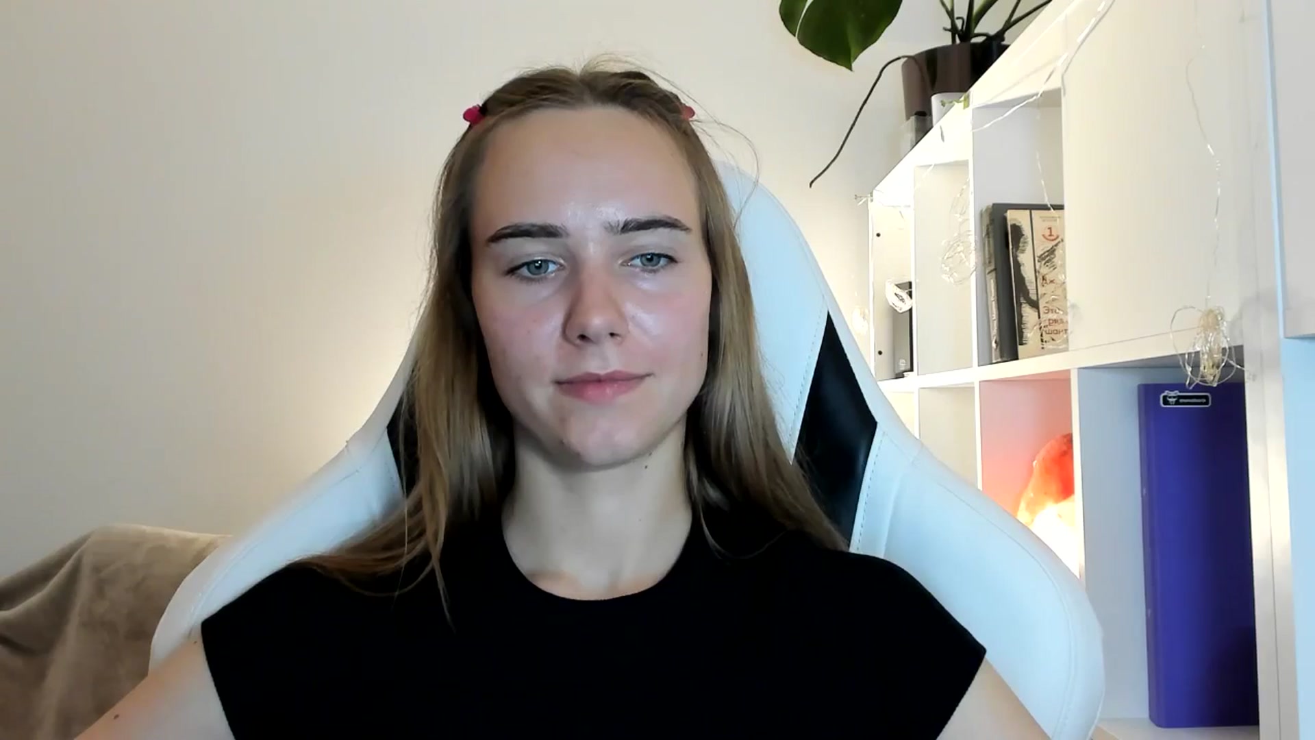Gallery image thumbnail from OhAlisa's myfreecams stream on, 07/21/2025, 18:17 image 13 of 20