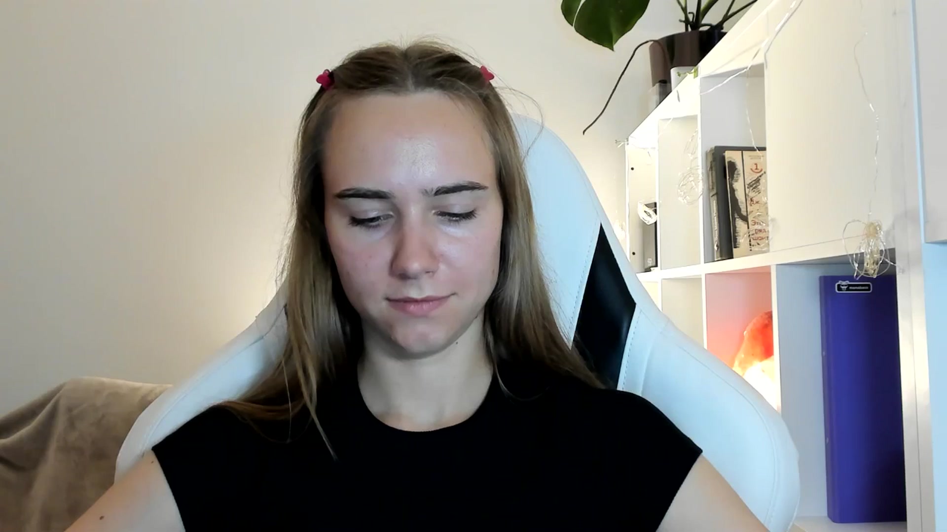 Gallery image thumbnail from OhAlisa's myfreecams stream on, 07/21/2025, 18:17 image 15 of 20