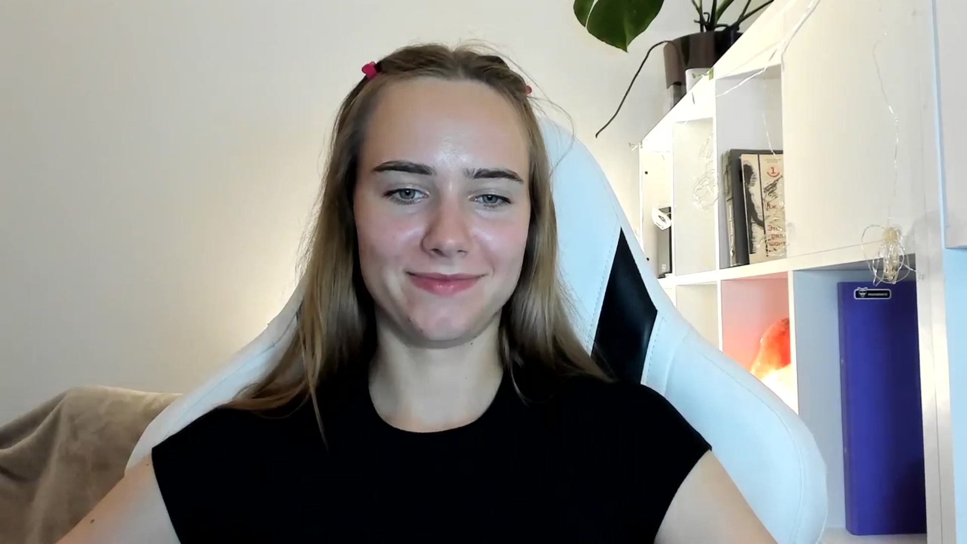 Gallery image thumbnail from OhAlisa's myfreecams stream on, 07/21/2025, 18:17 image 5 of 20