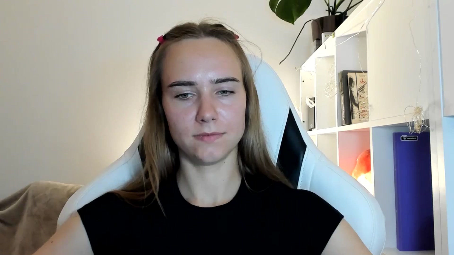 Gallery image thumbnail from OhAlisa's myfreecams stream on, 07/21/2025, 18:17 image 14 of 20