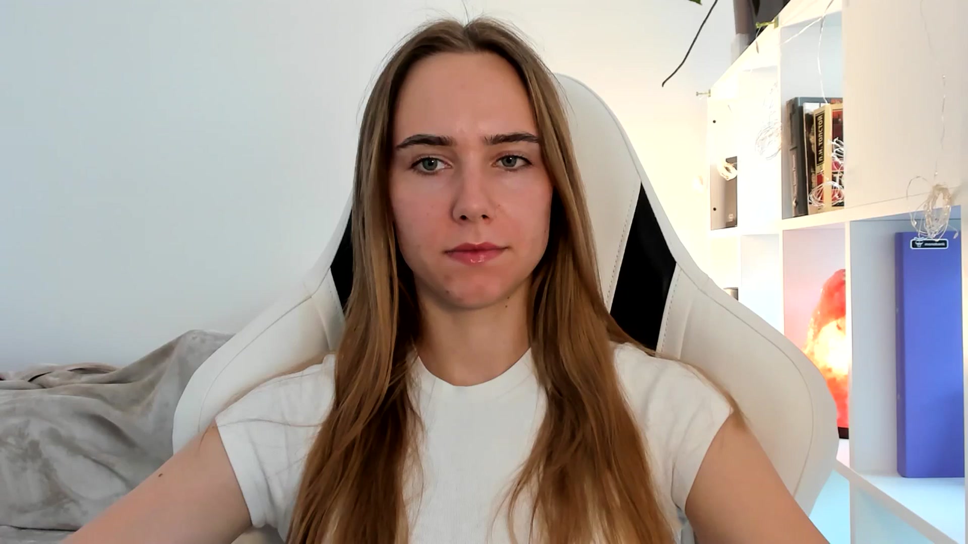 Gallery image thumbnail from OhAlisa's myfreecams stream on, 07/22/2025, 16:12 image 5 of 20