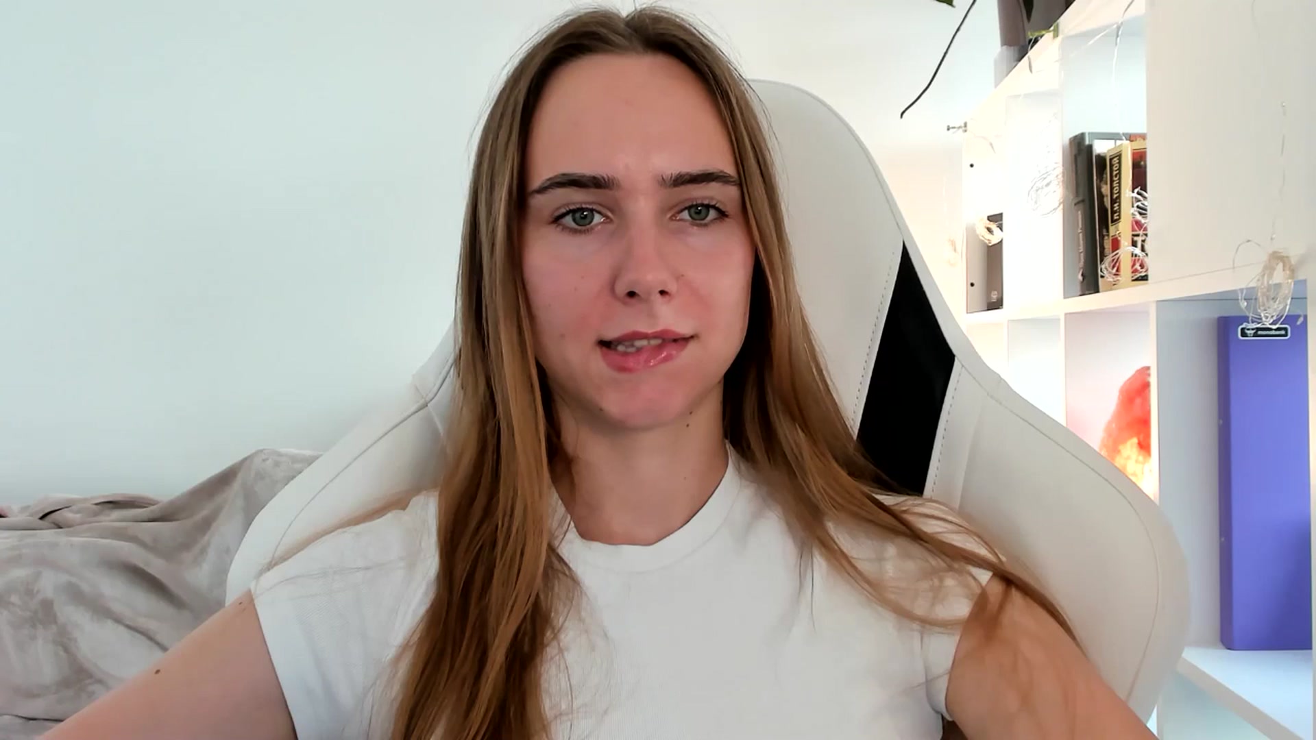 Gallery image thumbnail from OhAlisa's myfreecams stream on, 07/22/2025, 16:12 image 12 of 20