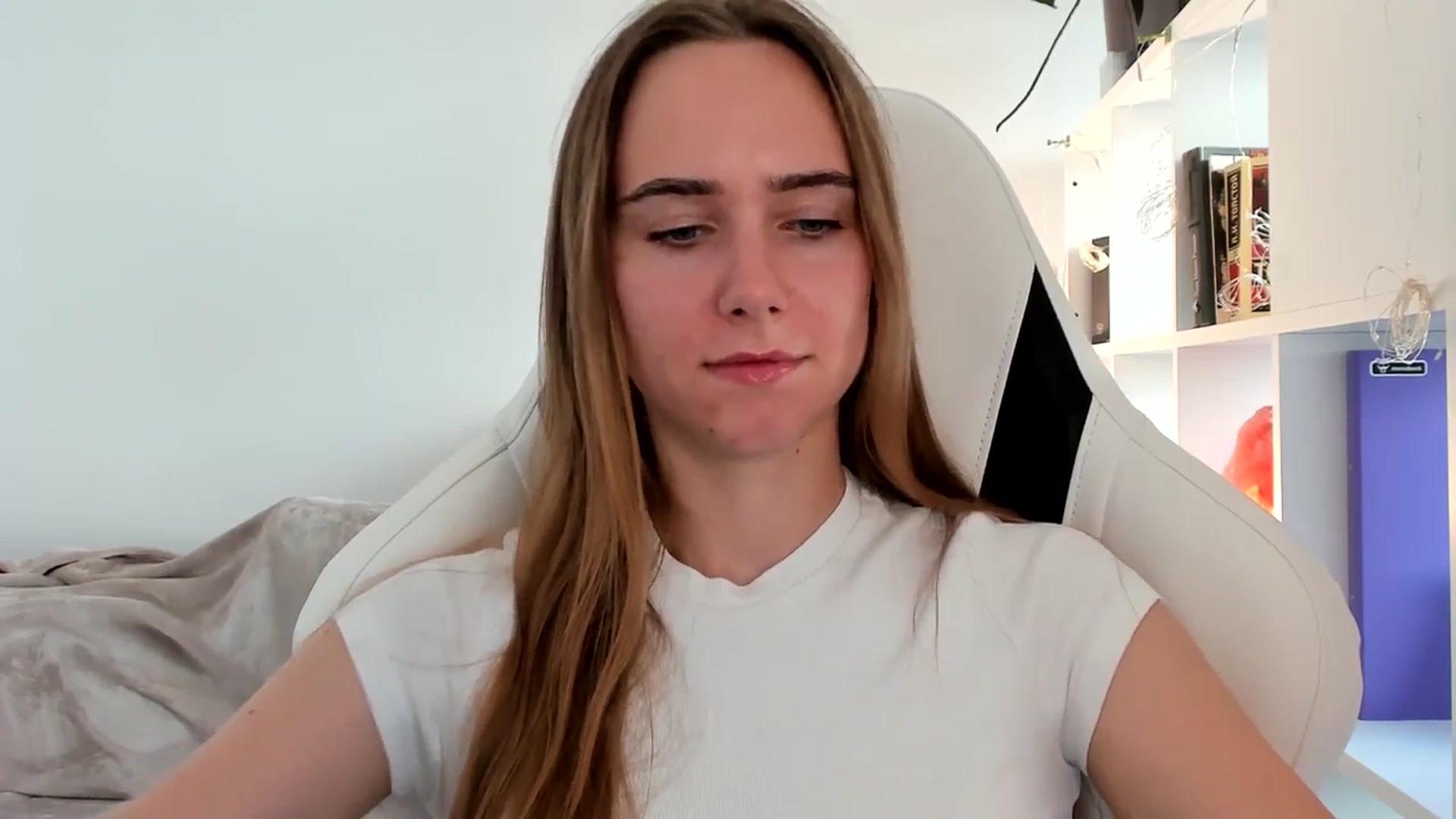 Gallery image thumbnail from OhAlisa's myfreecams stream on, 07/22/2025, 16:12 image 8 of 20