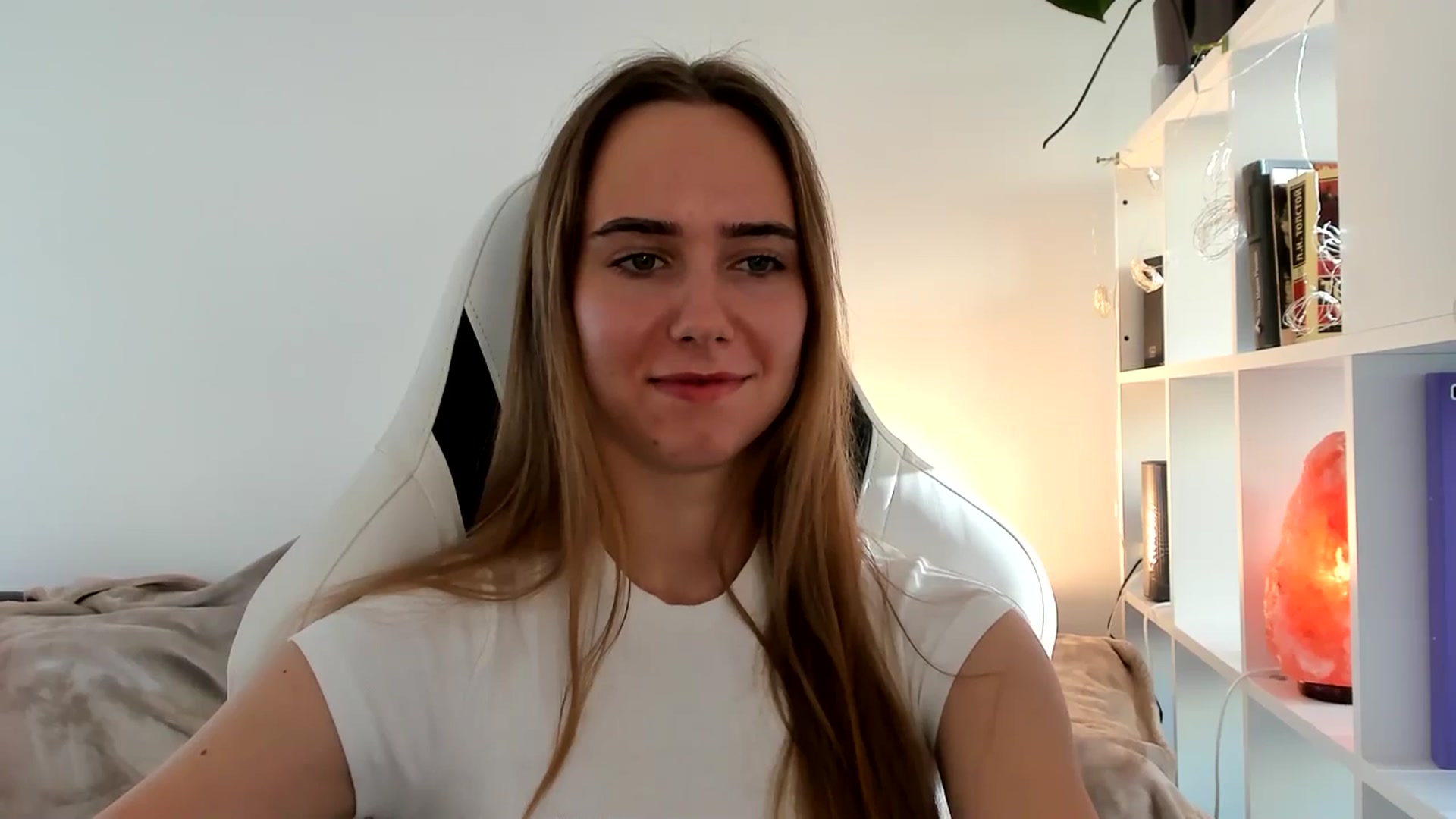 Gallery image thumbnail from OhAlisa's myfreecams stream on, 07/22/2025, 16:48 image 11 of 20