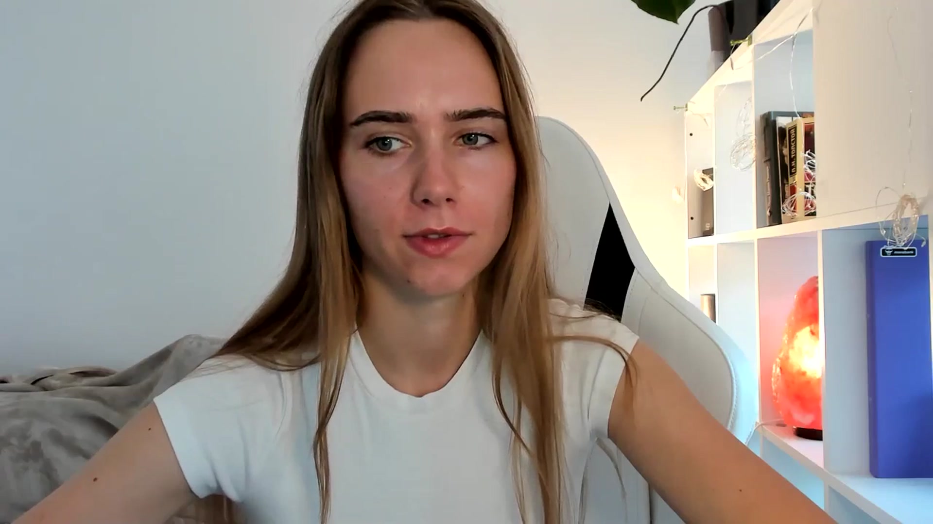 Gallery image thumbnail from OhAlisa's myfreecams stream on, 07/22/2025, 16:48 image 3 of 20