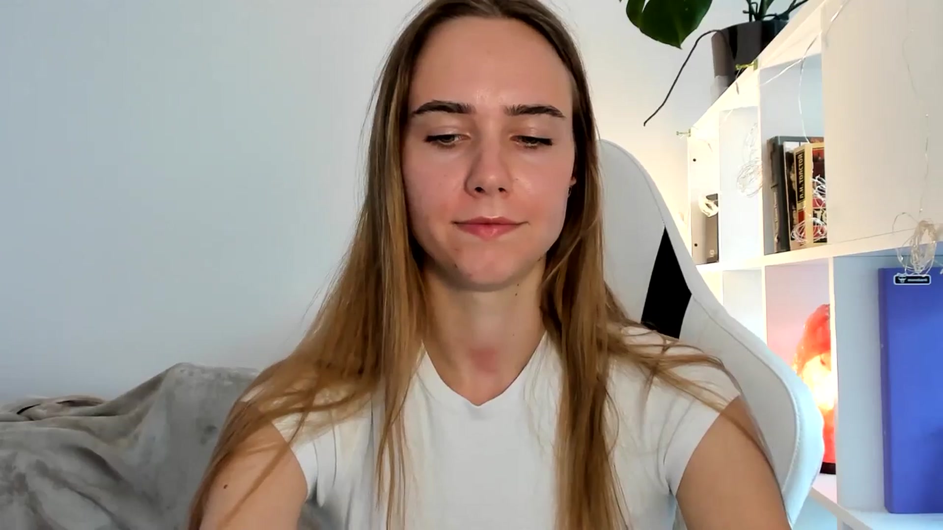 Gallery image thumbnail from OhAlisa's myfreecams stream on, 07/22/2025, 16:48 image 20 of 20