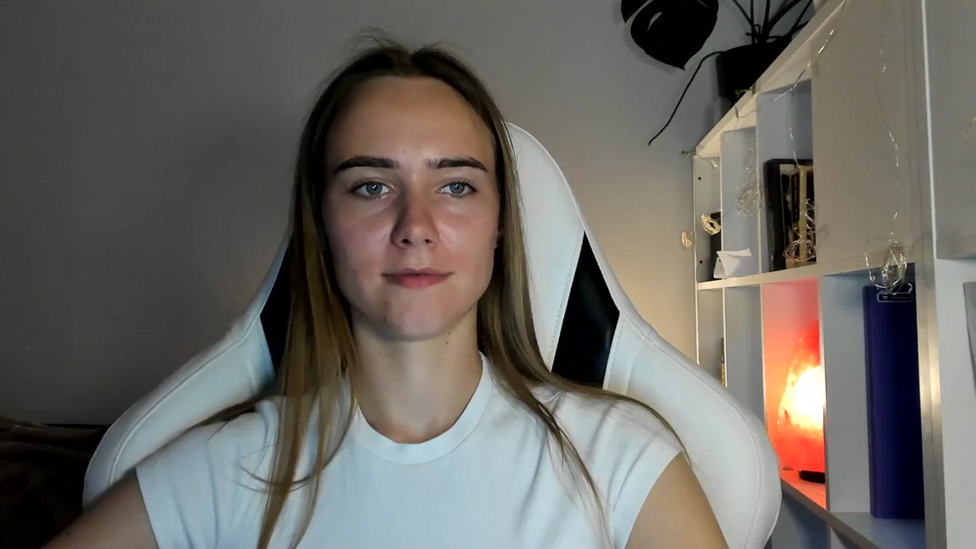 Gallery image thumbnail from OhAlisa's myfreecams stream on, 07/22/2025, 19:13 image 11 of 20