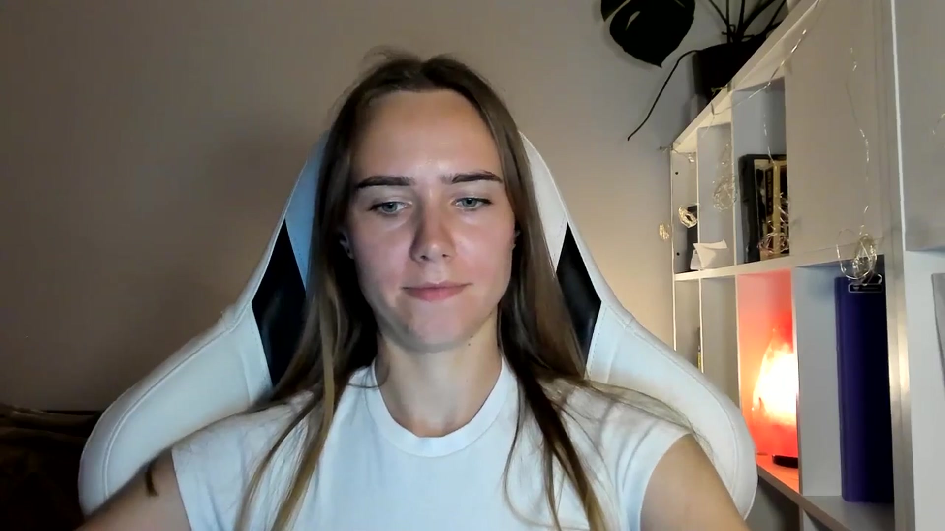Gallery image thumbnail from OhAlisa's myfreecams stream on, 07/22/2025, 19:50 image 10 of 20
