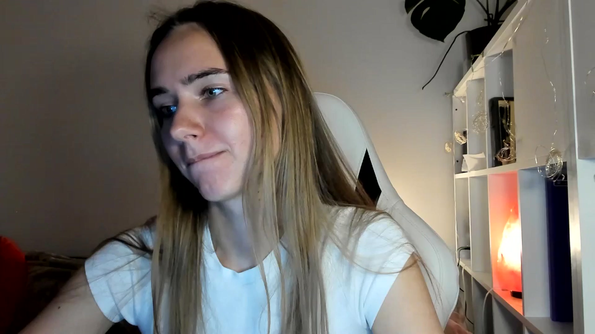 Gallery image thumbnail from OhAlisa's myfreecams stream on, 07/22/2025, 19:50 image 20 of 20