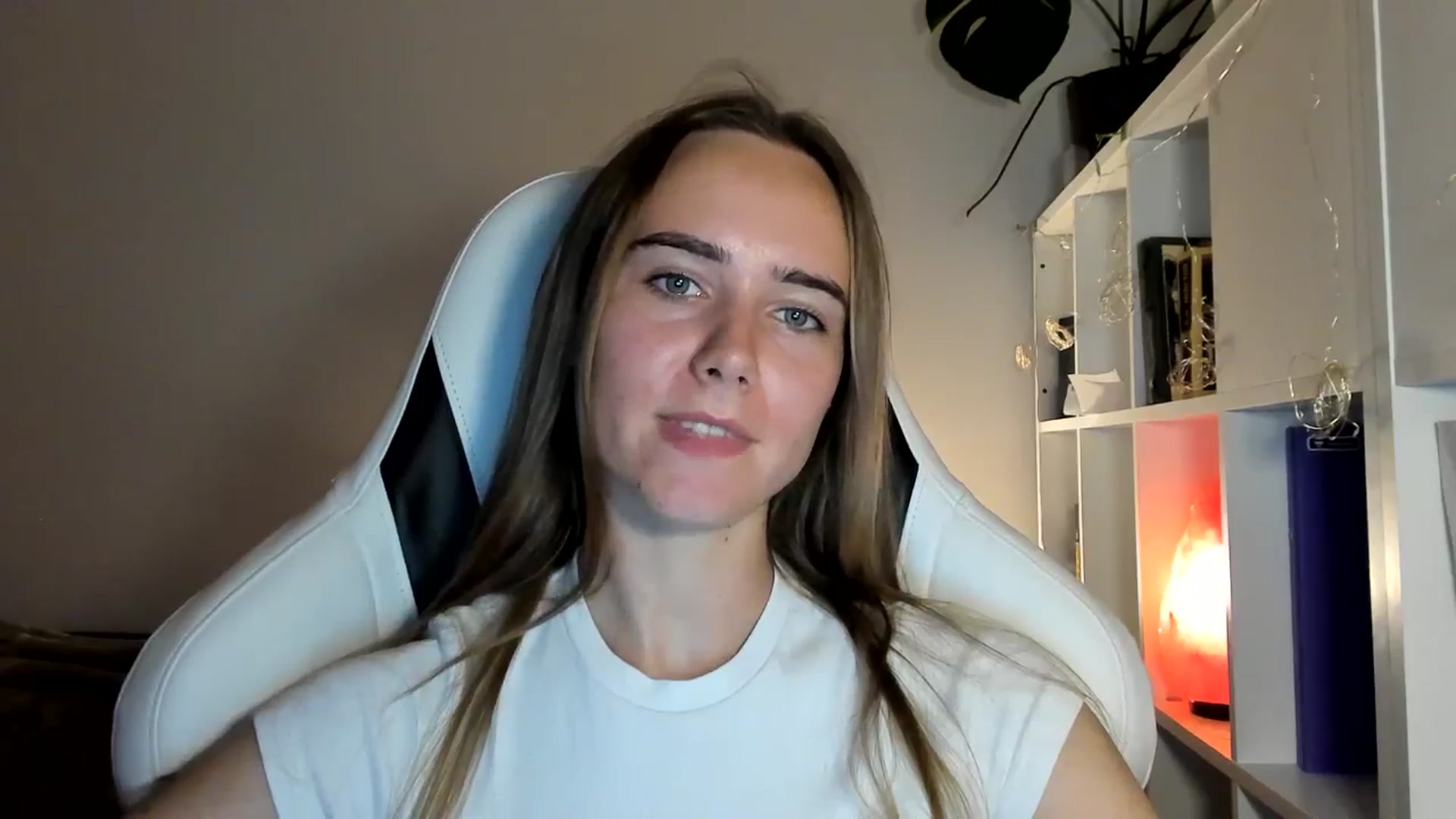 Gallery image thumbnail from OhAlisa's myfreecams stream on, 07/22/2025, 19:50 image 11 of 20