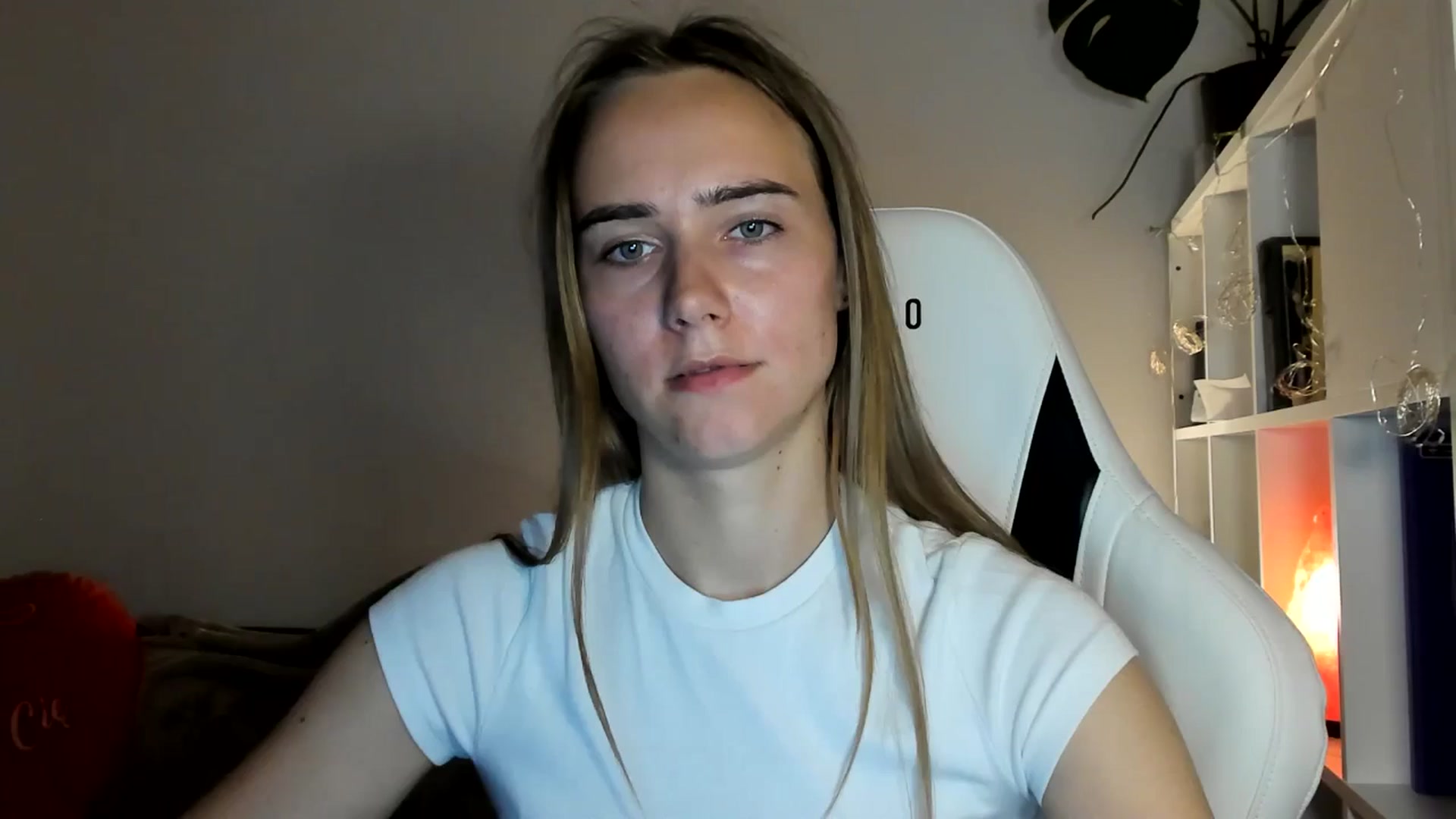 Gallery image thumbnail from OhAlisa's myfreecams stream on, 07/22/2025, 20:22 image 7 of 20