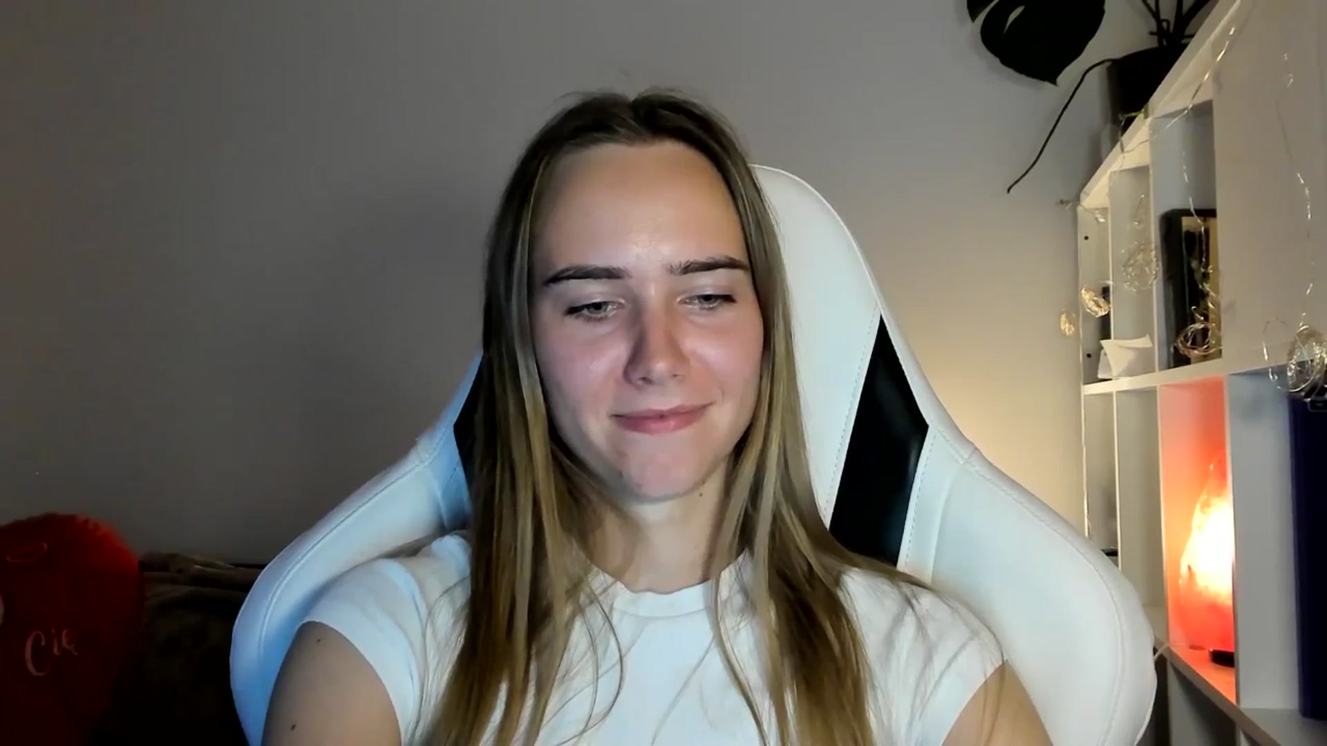 Gallery image thumbnail from OhAlisa's myfreecams stream on, 07/22/2025, 20:22 image 20 of 20
