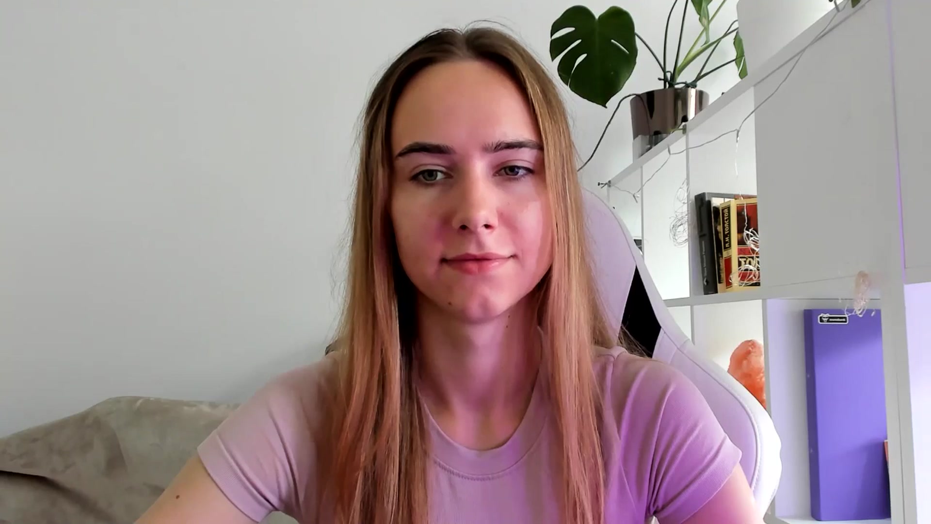 Gallery image thumbnail from OhAlisa's myfreecams stream on, 07/23/2025, 10:14 image 17 of 20