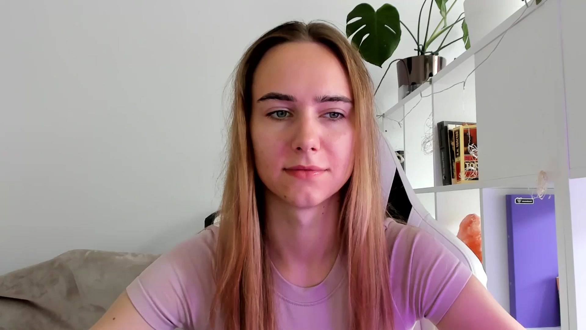 Gallery image thumbnail from OhAlisa's myfreecams stream on, 07/23/2025, 10:14 image 4 of 20