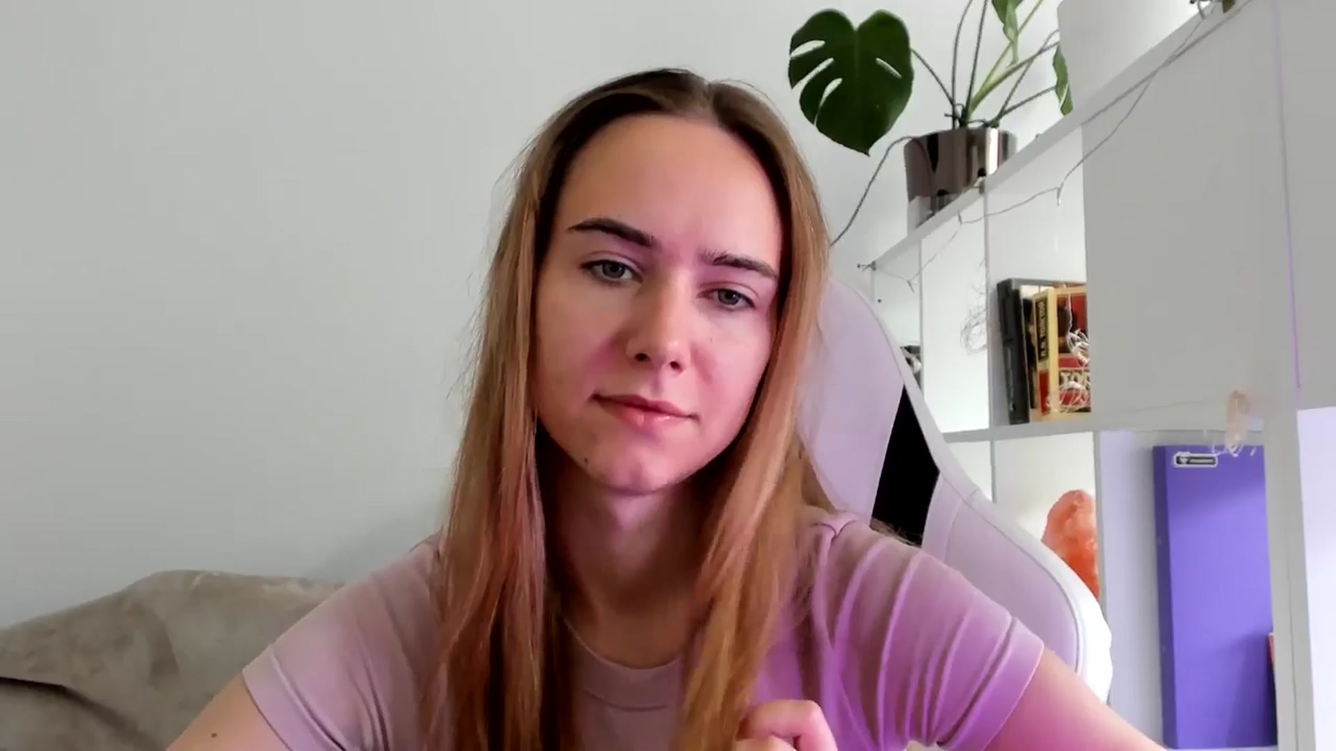 Gallery image thumbnail from OhAlisa's myfreecams stream on, 07/23/2025, 10:14 image 3 of 20