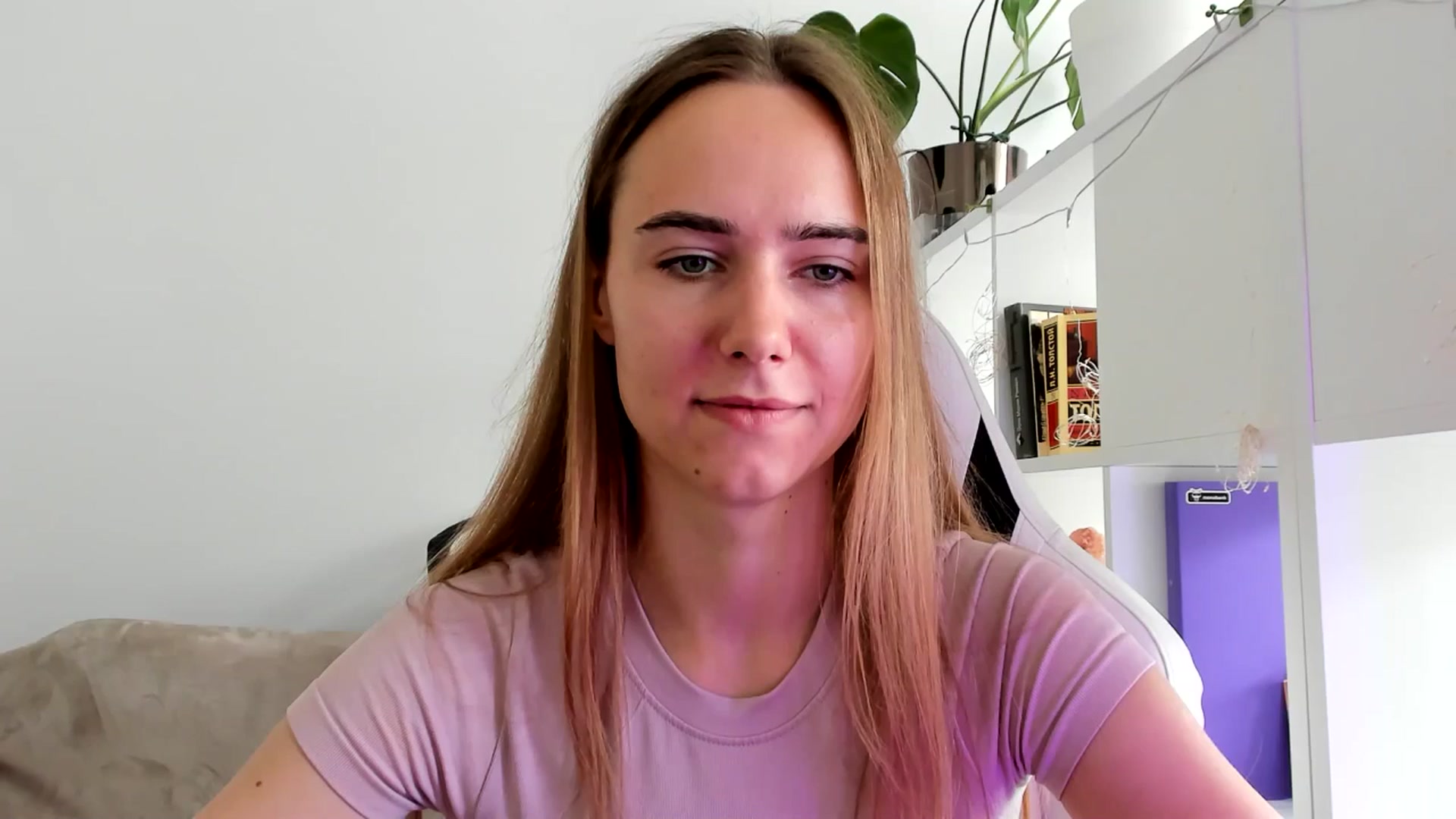Gallery image thumbnail from OhAlisa's myfreecams stream on, 07/23/2025, 10:46 image 1 of 20