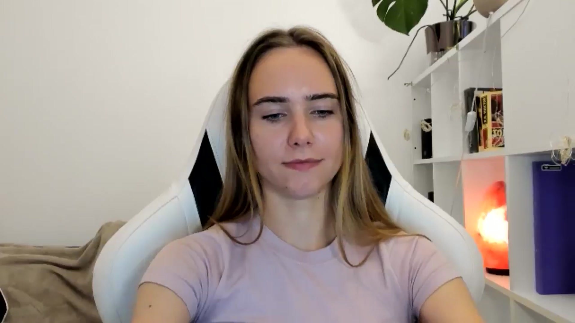 Gallery image thumbnail from OhAlisa's myfreecams stream on, 07/23/2025, 20:13 image 8 of 20