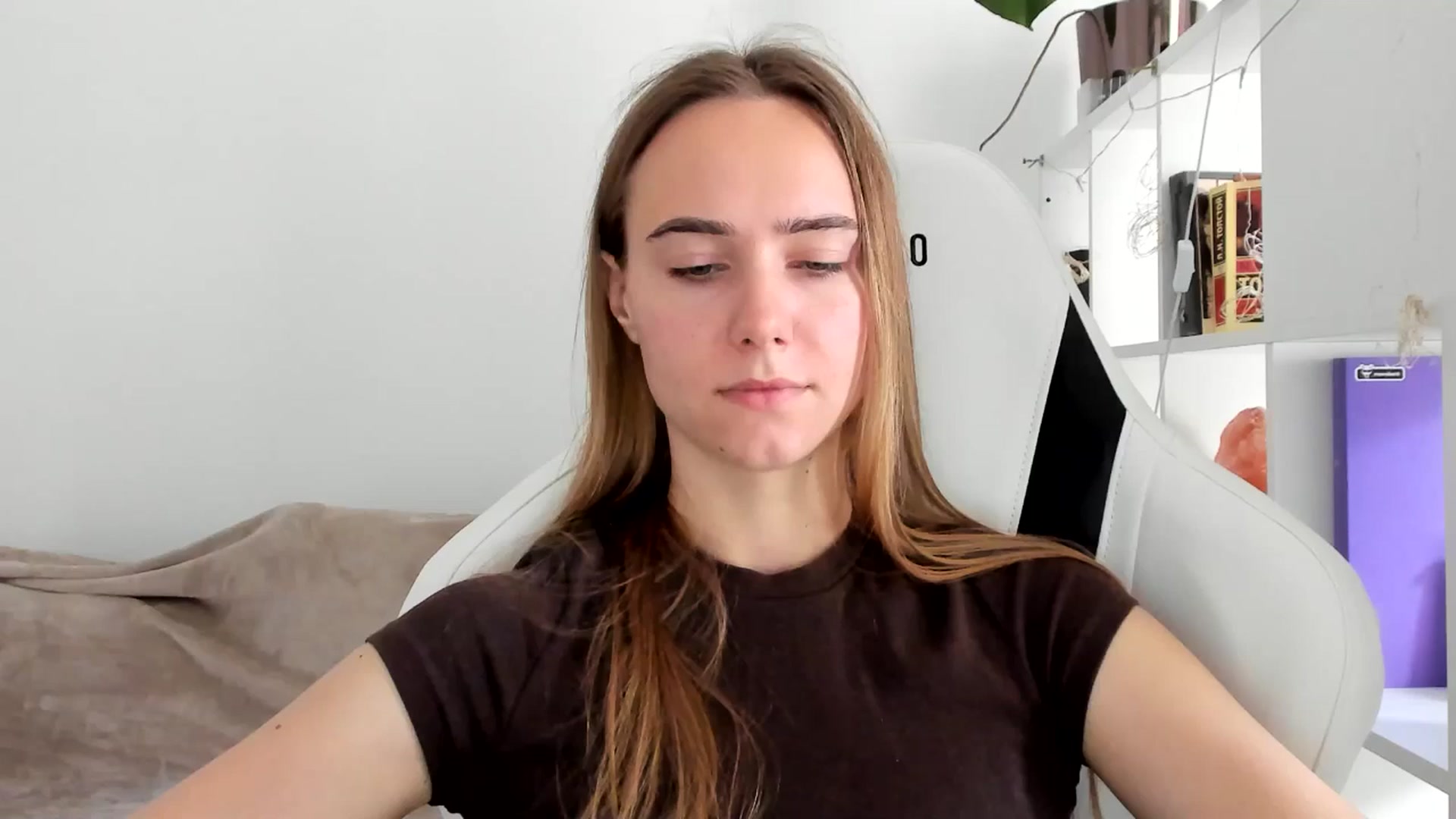 Gallery image thumbnail from OhAlisa's myfreecams stream on, 07/24/2025, 10:21 image 16 of 20