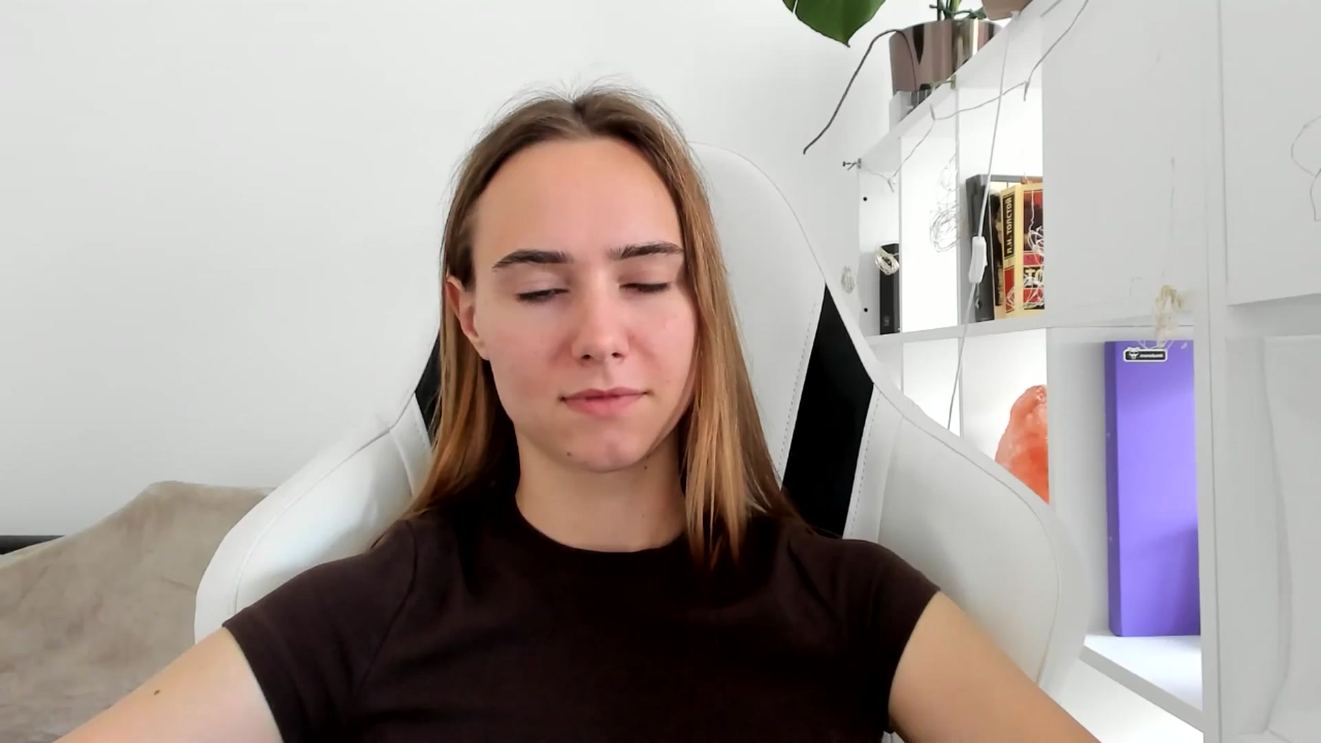 Gallery image thumbnail from OhAlisa's myfreecams stream on, 07/24/2025, 13:01 image 3 of 20