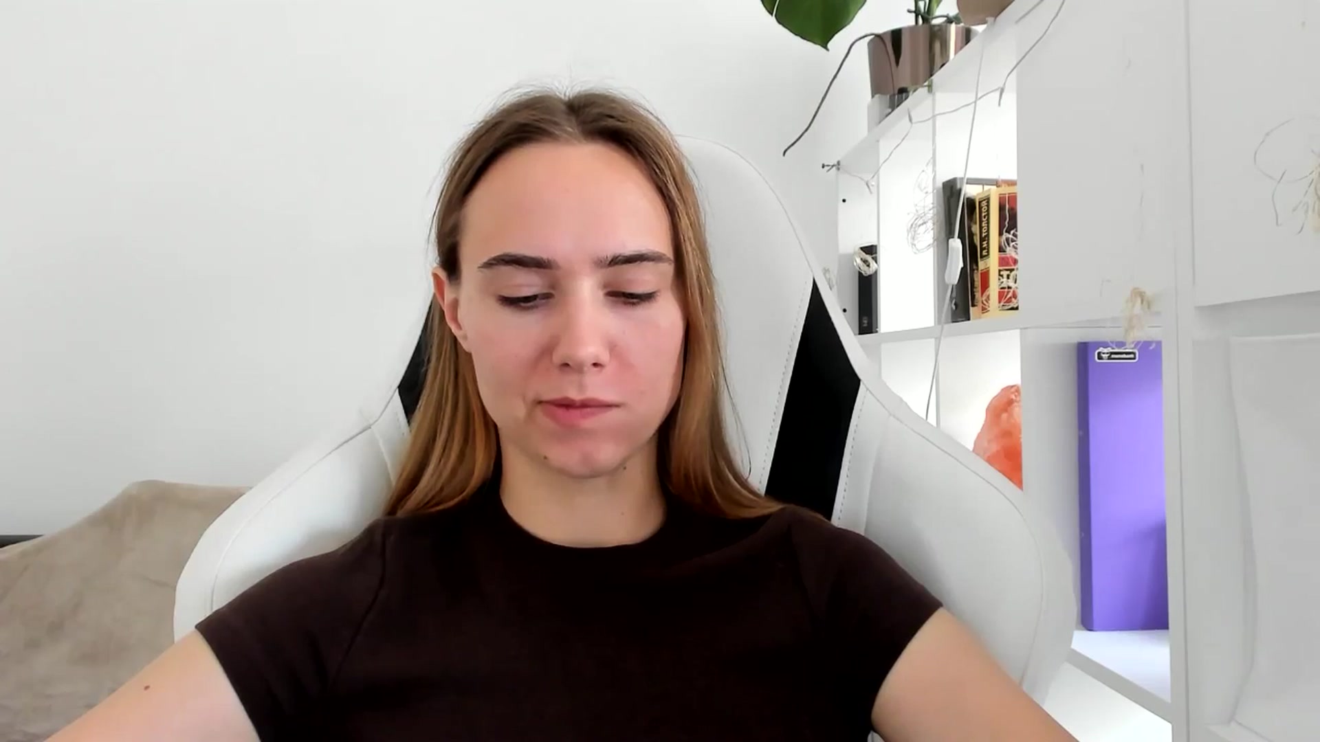 Gallery image thumbnail from OhAlisa's myfreecams stream on, 07/24/2025, 13:01 image 10 of 20
