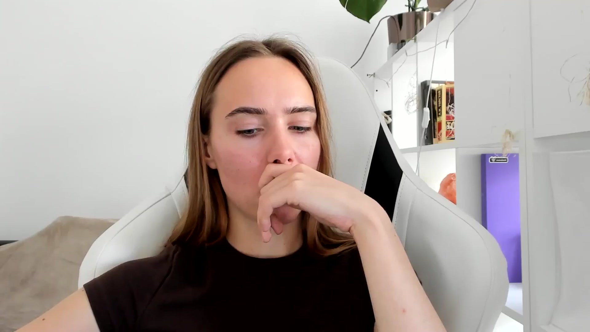 Gallery image thumbnail from OhAlisa's myfreecams stream on, 07/24/2025, 13:01 image 13 of 20