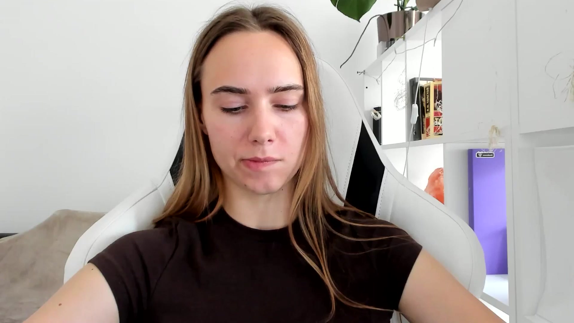 Gallery image thumbnail from OhAlisa's myfreecams stream on, 07/24/2025, 13:01 image 15 of 20