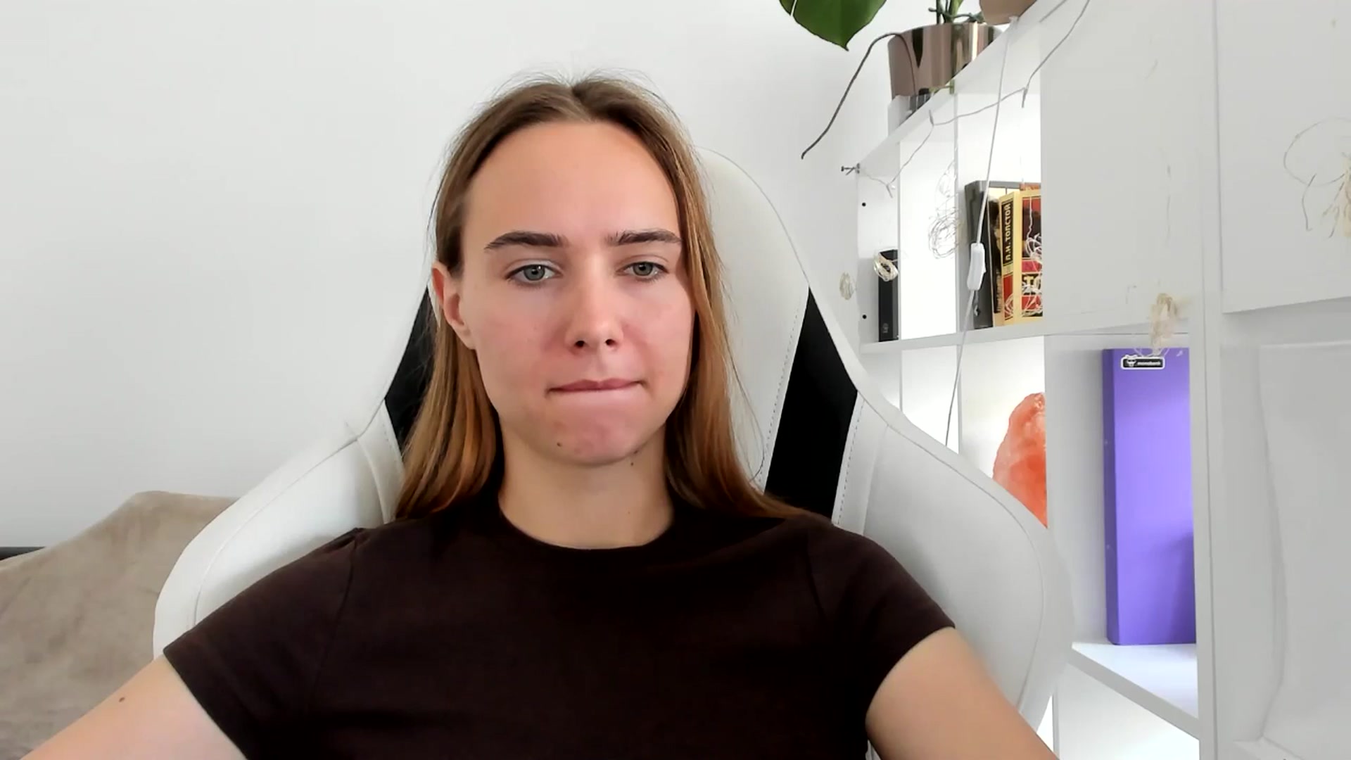 Gallery image thumbnail from OhAlisa's myfreecams stream on, 07/24/2025, 13:01 image 7 of 20