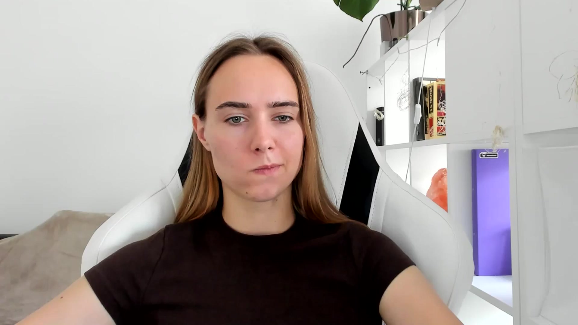 Gallery image thumbnail from OhAlisa's myfreecams stream on, 07/24/2025, 13:01 image 9 of 20