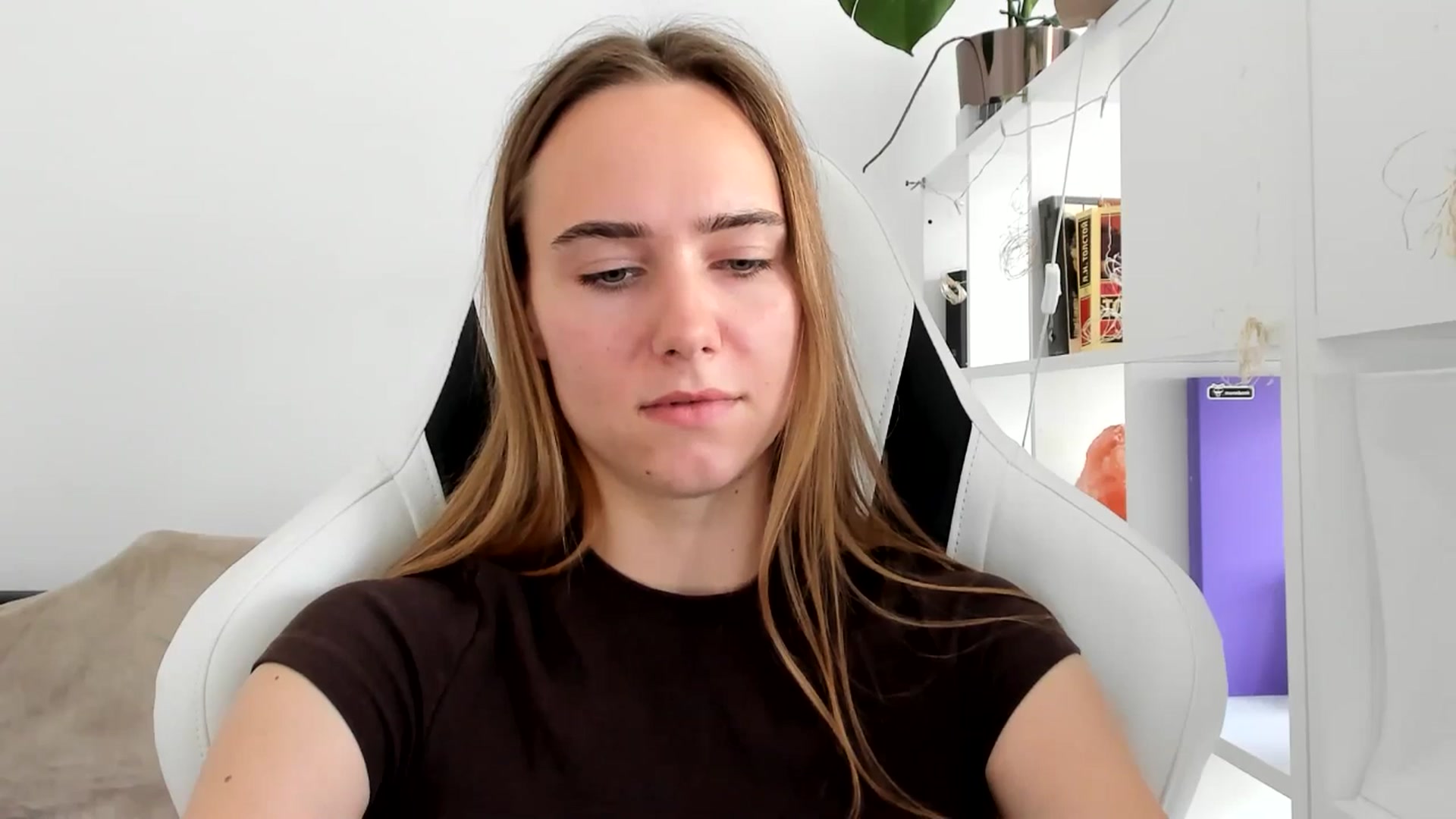 Gallery image thumbnail from OhAlisa's myfreecams stream on, 07/24/2025, 13:01 image 17 of 20