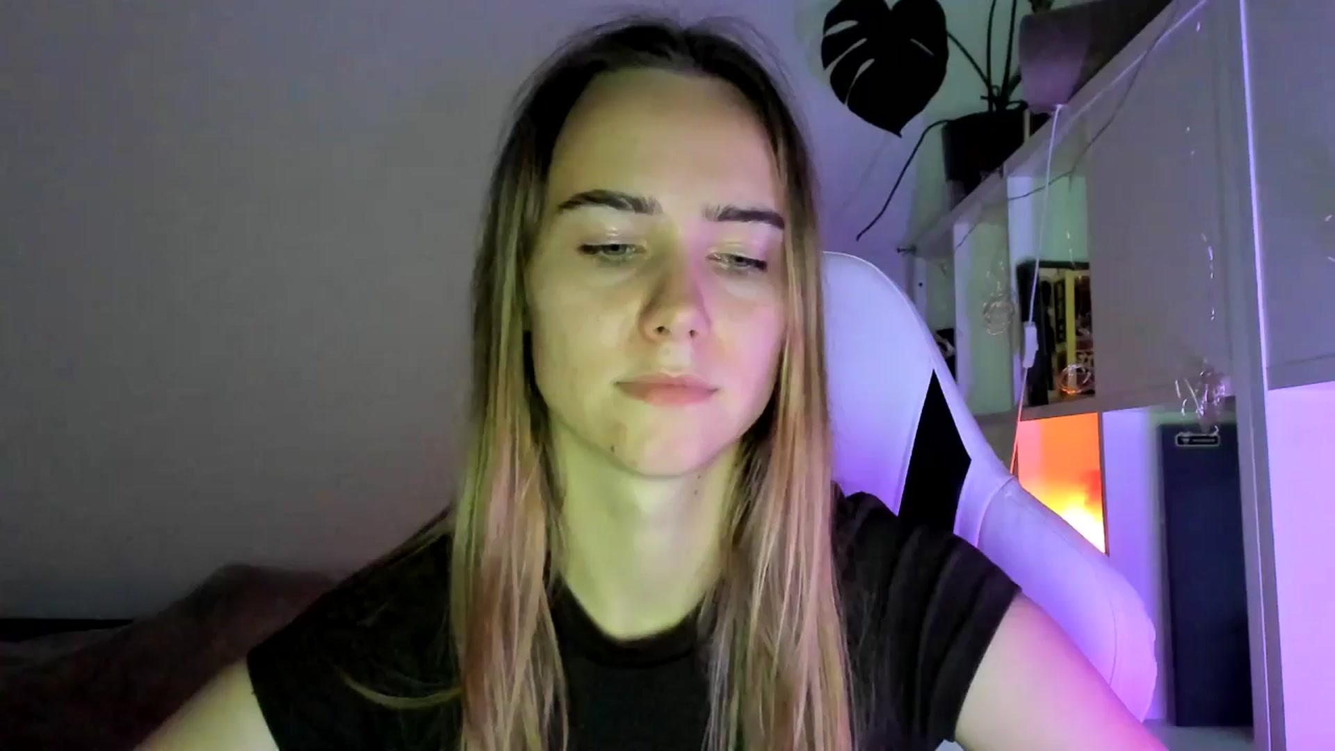 Gallery image thumbnail from OhAlisa's myfreecams stream on, 07/24/2025, 19:12 image 1 of 20