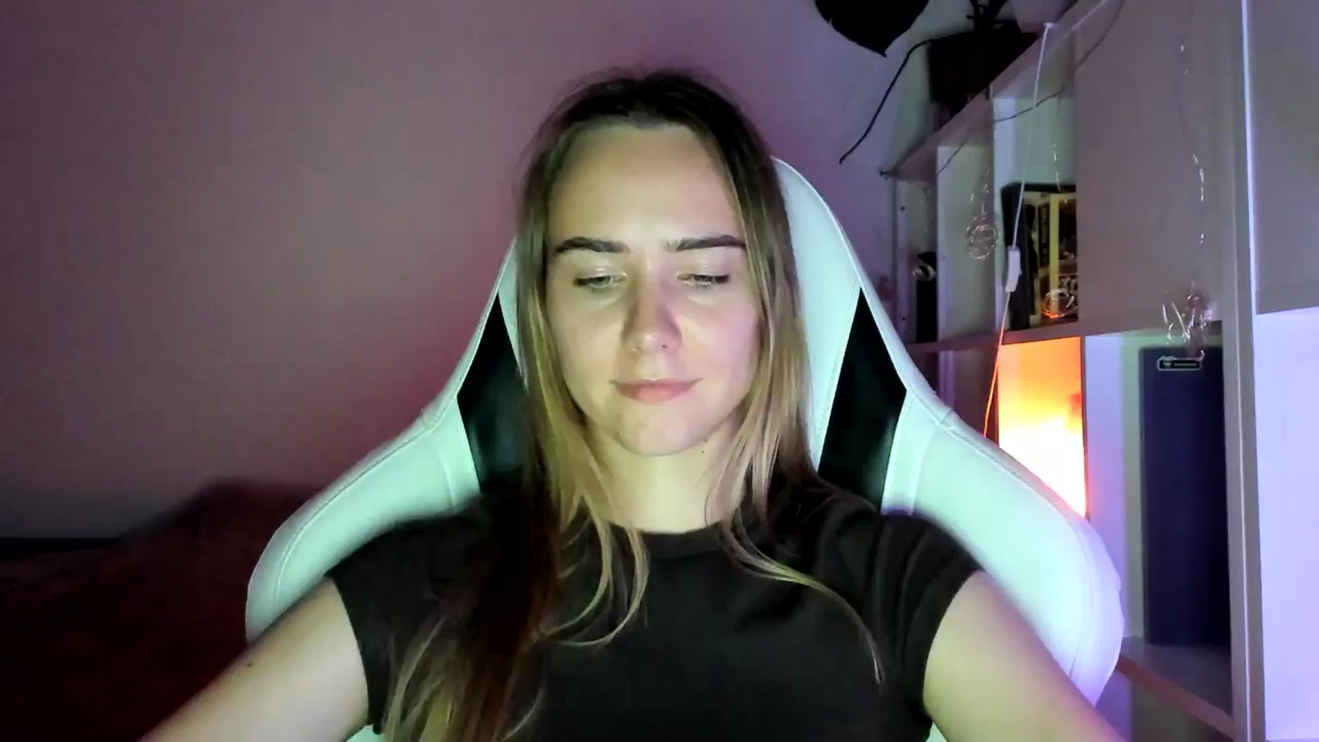 Gallery image thumbnail from OhAlisa's myfreecams stream on, 07/24/2025, 19:12 image 12 of 20
