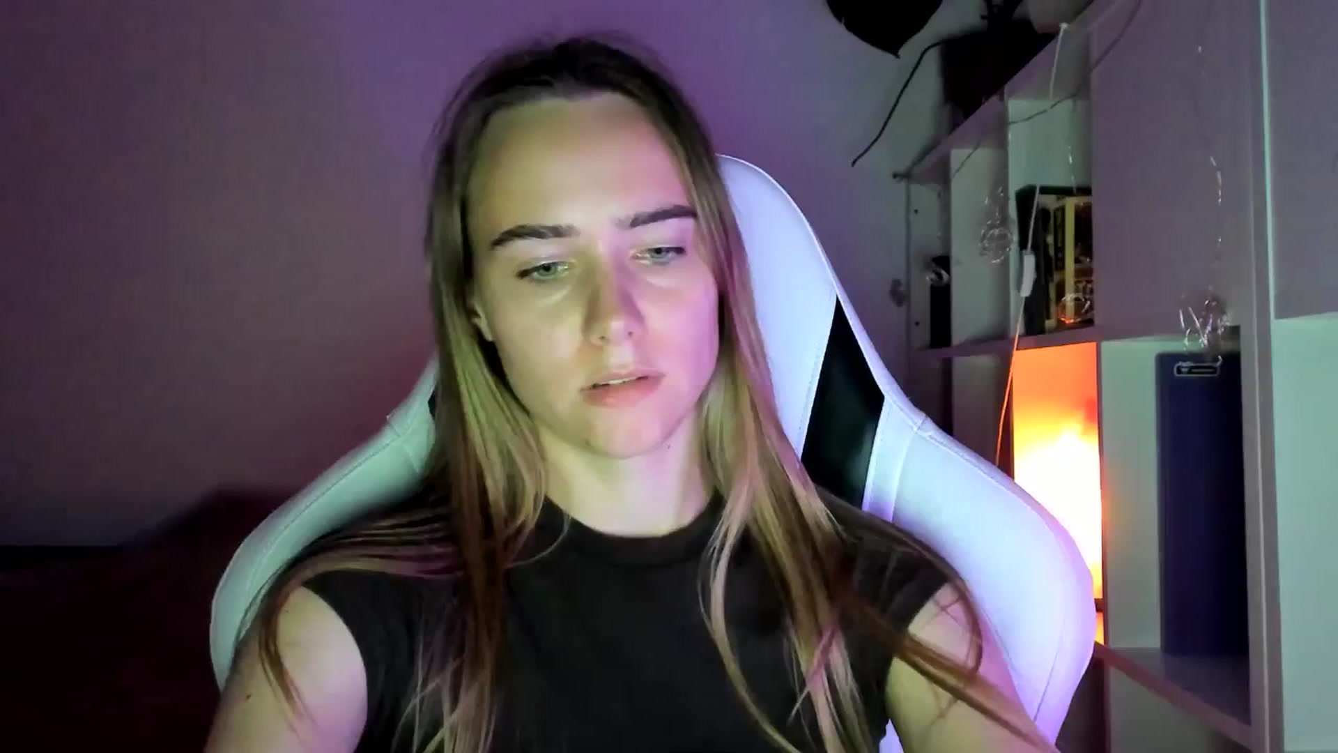 Gallery image thumbnail from OhAlisa's myfreecams stream on, 07/24/2025, 19:12 image 17 of 20
