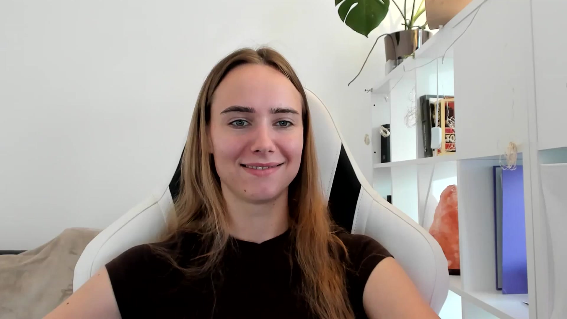 Gallery image thumbnail from OhAlisa's myfreecams stream on, 07/25/2025, 17:00 image 8 of 20