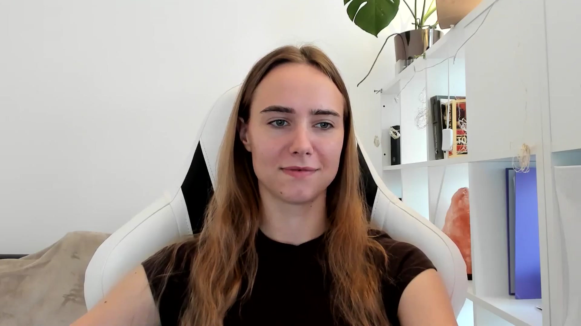 Gallery image thumbnail from OhAlisa's myfreecams stream on, 07/25/2025, 17:00 image 9 of 20
