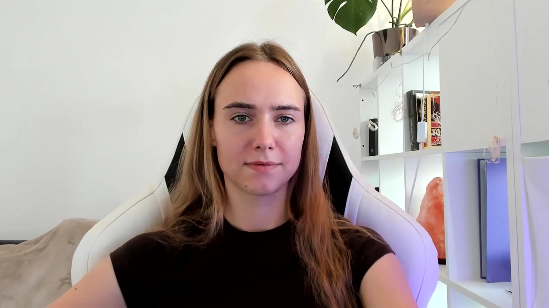 Gallery image thumbnail from OhAlisa's myfreecams stream on, 07/25/2025, 17:00 image 3 of 20