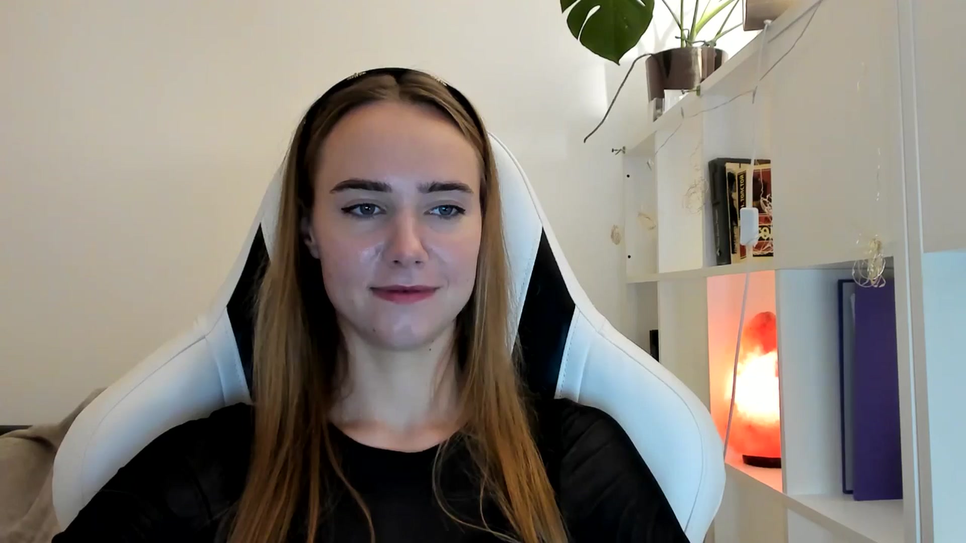 Gallery image thumbnail from OhAlisa's myfreecams stream on, 07/26/2025, 21:37 image 3 of 20