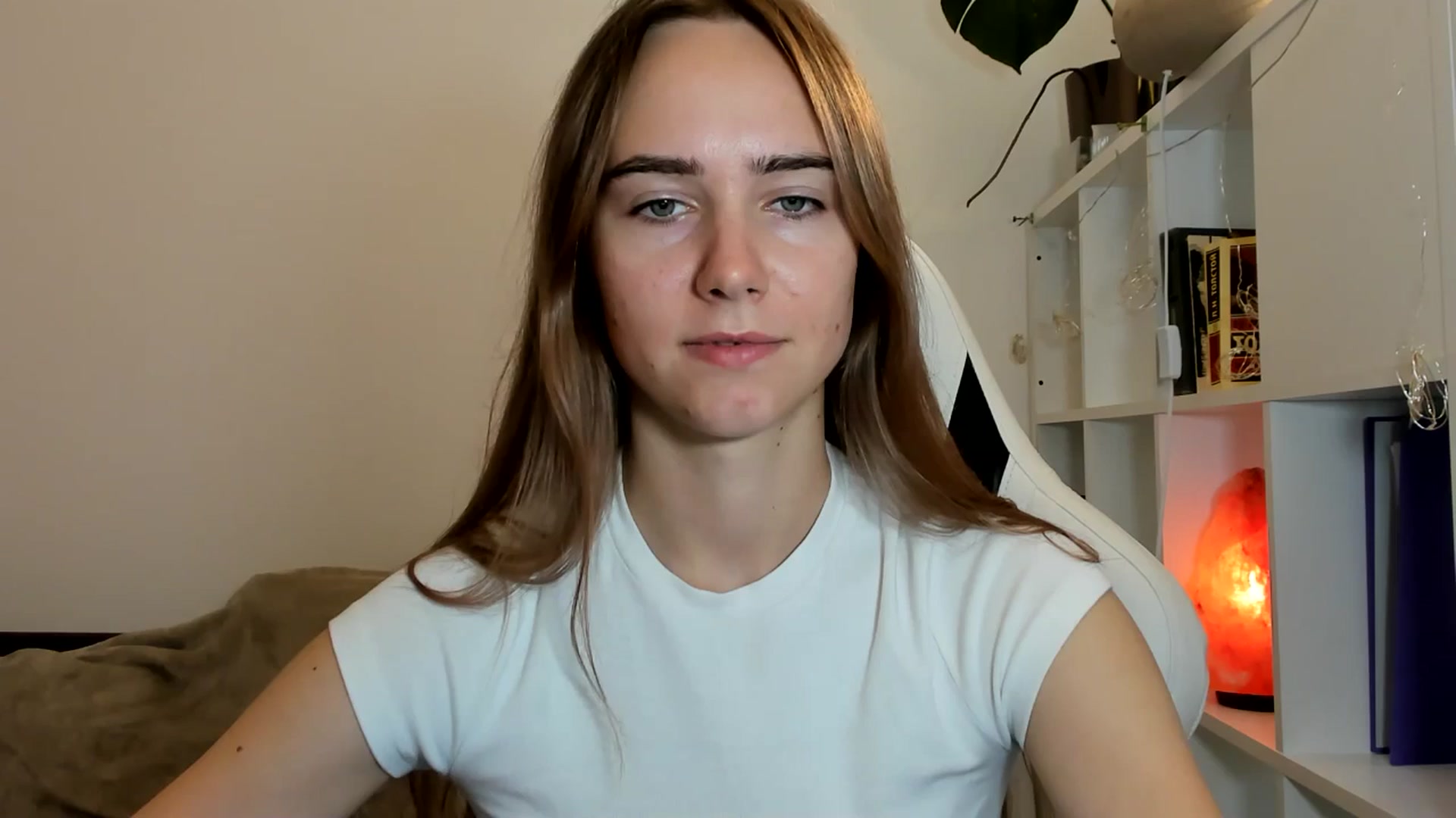 Gallery image thumbnail from OhAlisa's myfreecams stream on, 07/28/2025, 16:43 image 4 of 20