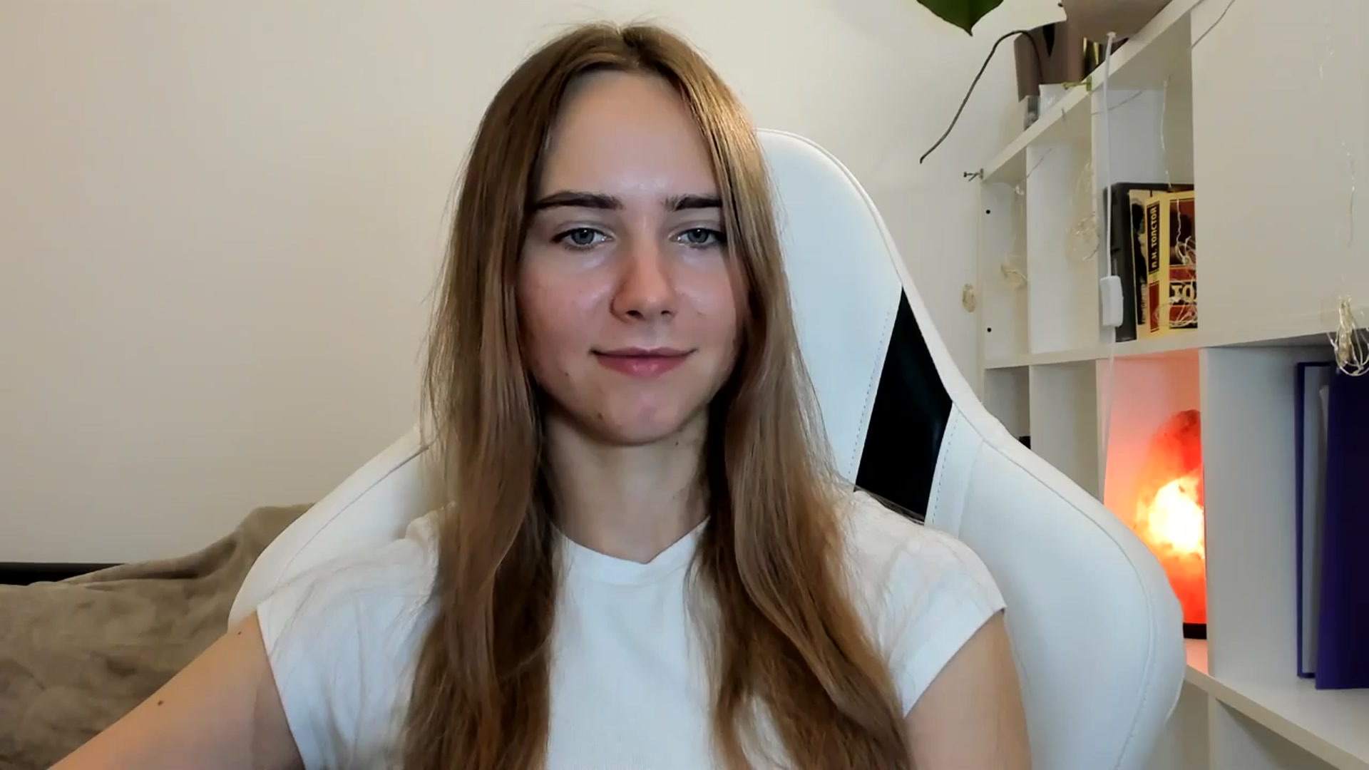 Gallery image thumbnail from OhAlisa's myfreecams stream on, 07/28/2025, 18:18 image 10 of 20