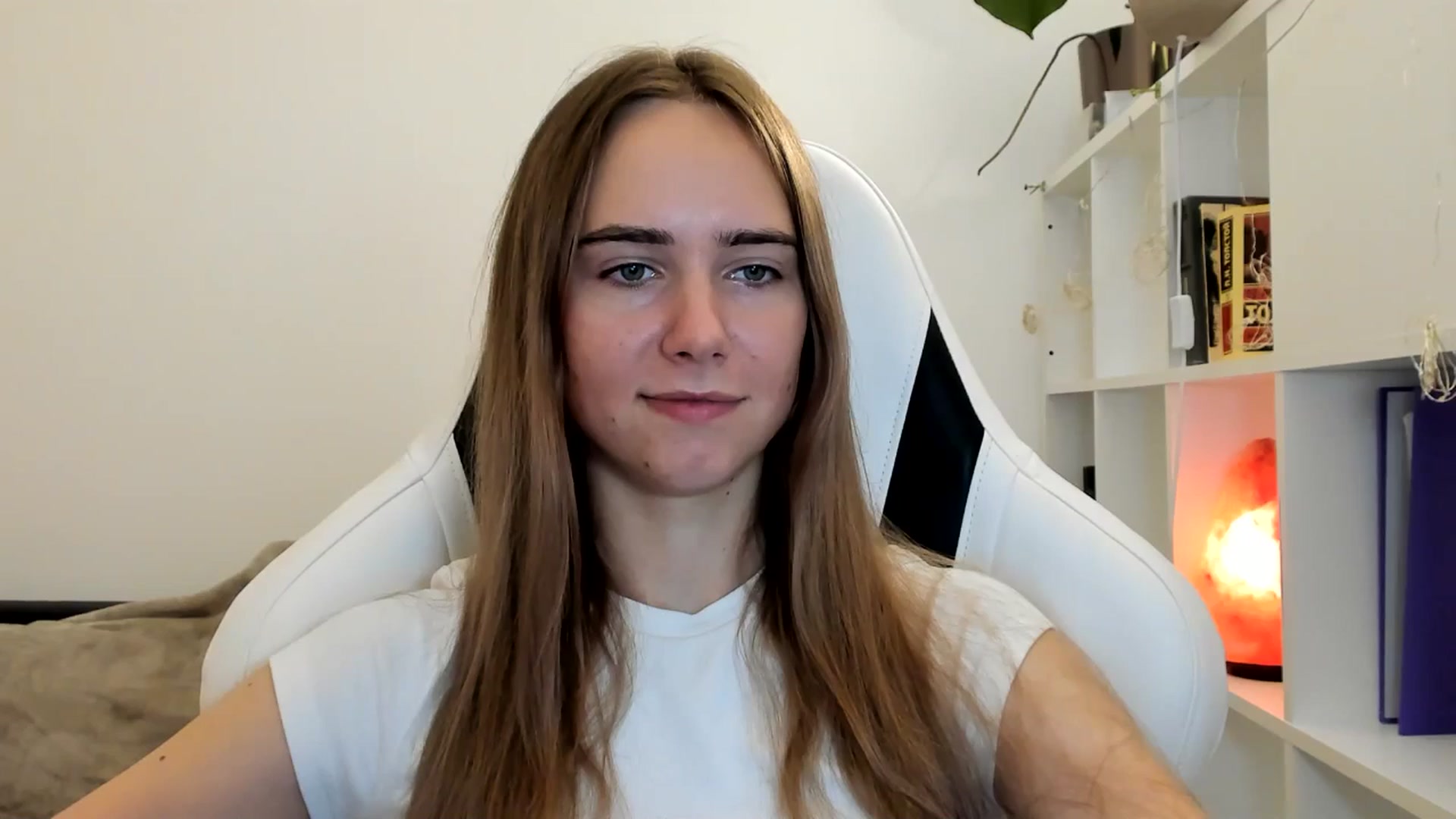 Gallery image thumbnail from OhAlisa's myfreecams stream on, 07/28/2025, 18:18 image 9 of 20