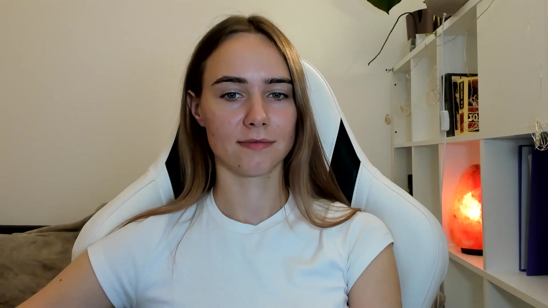 Gallery image thumbnail from OhAlisa's myfreecams stream on, 07/28/2025, 18:18 image 11 of 20