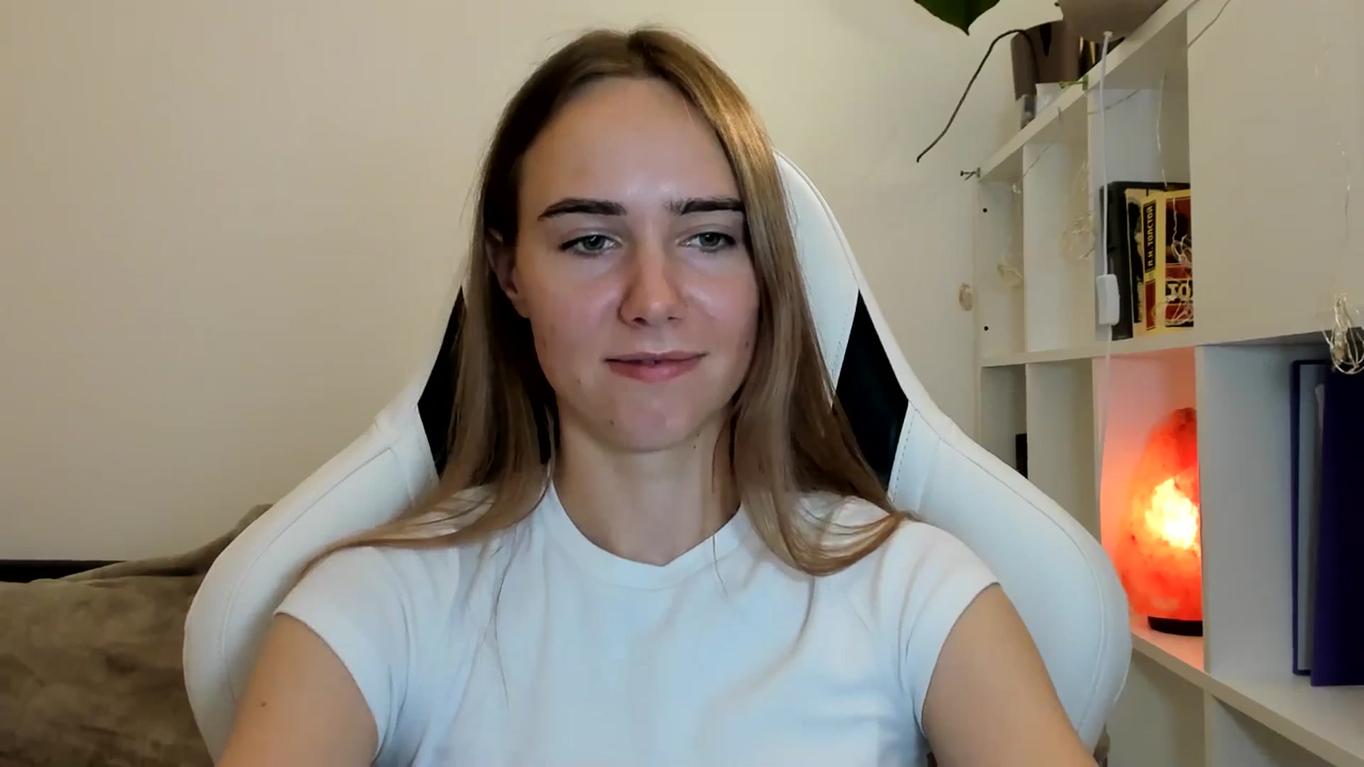 Gallery image thumbnail from OhAlisa's myfreecams stream on, 07/28/2025, 18:18 image 12 of 20