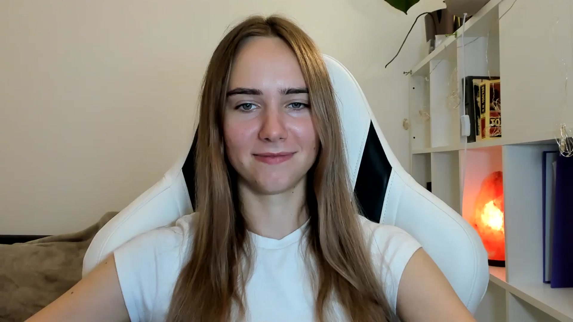 Gallery image thumbnail from OhAlisa's myfreecams stream on, 07/28/2025, 18:18 image 8 of 20