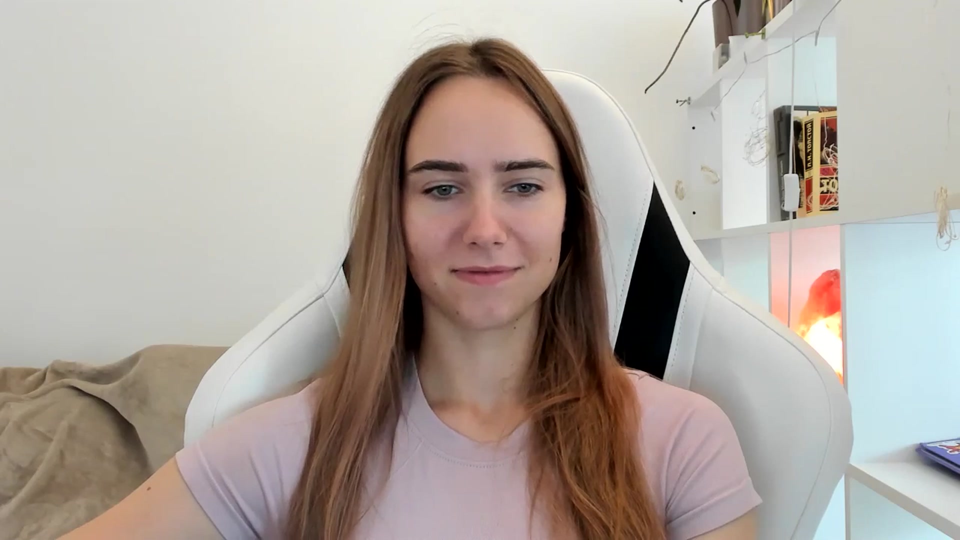 Gallery image thumbnail from OhAlisa's myfreecams stream on, 07/29/2025, 15:01 image 6 of 20