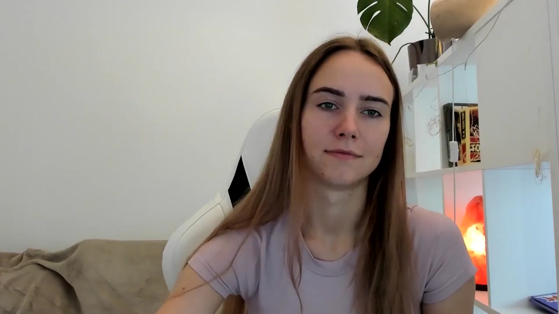 Gallery image thumbnail from OhAlisa's myfreecams stream on, 07/29/2025, 15:01 image 3 of 20