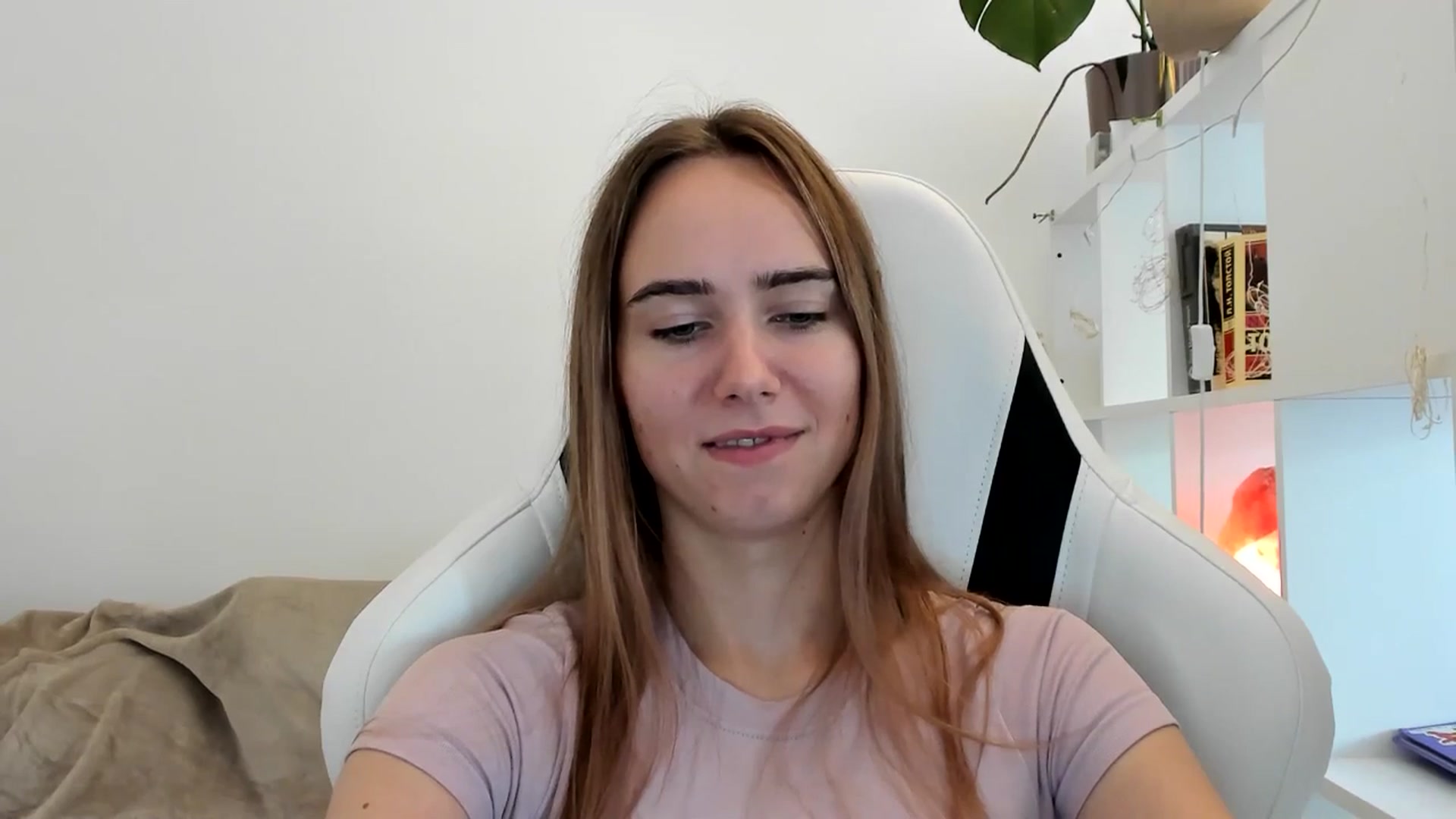 Gallery image thumbnail from OhAlisa's myfreecams stream on, 07/29/2025, 15:01 image 20 of 20