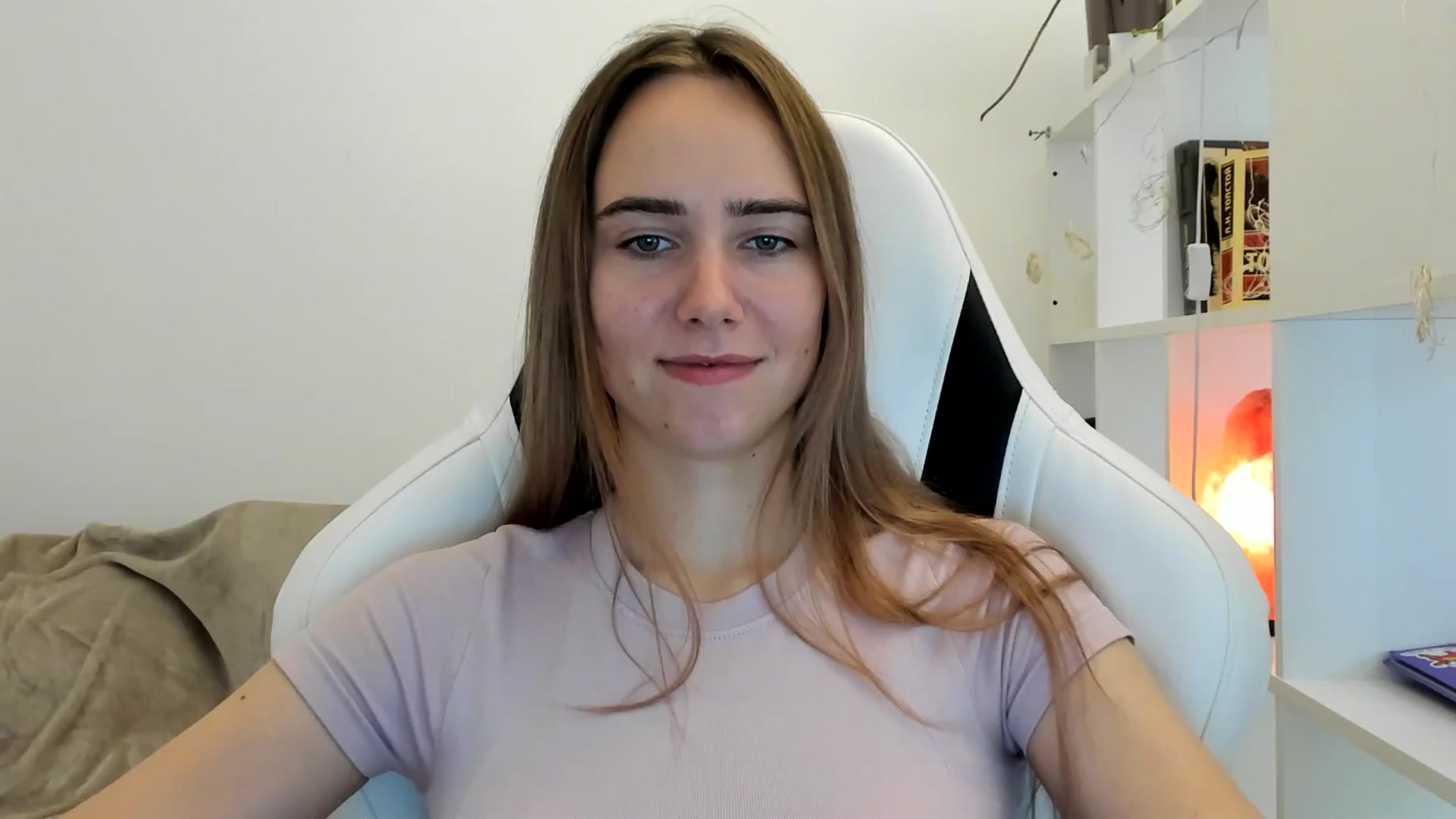 Gallery image thumbnail from OhAlisa's myfreecams stream on, 07/29/2025, 16:32 image 11 of 20
