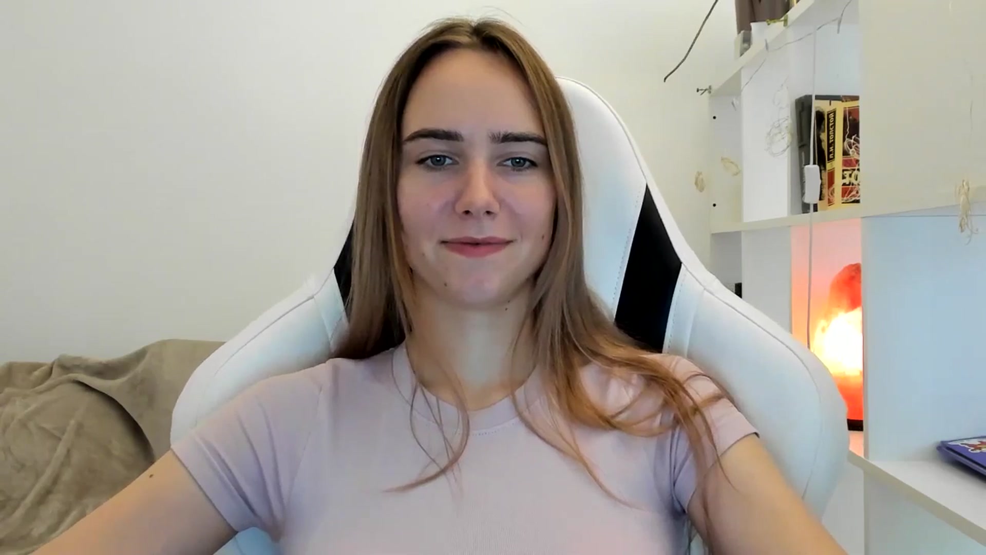 Gallery image thumbnail from OhAlisa's myfreecams stream on, 07/29/2025, 16:32 image 12 of 20